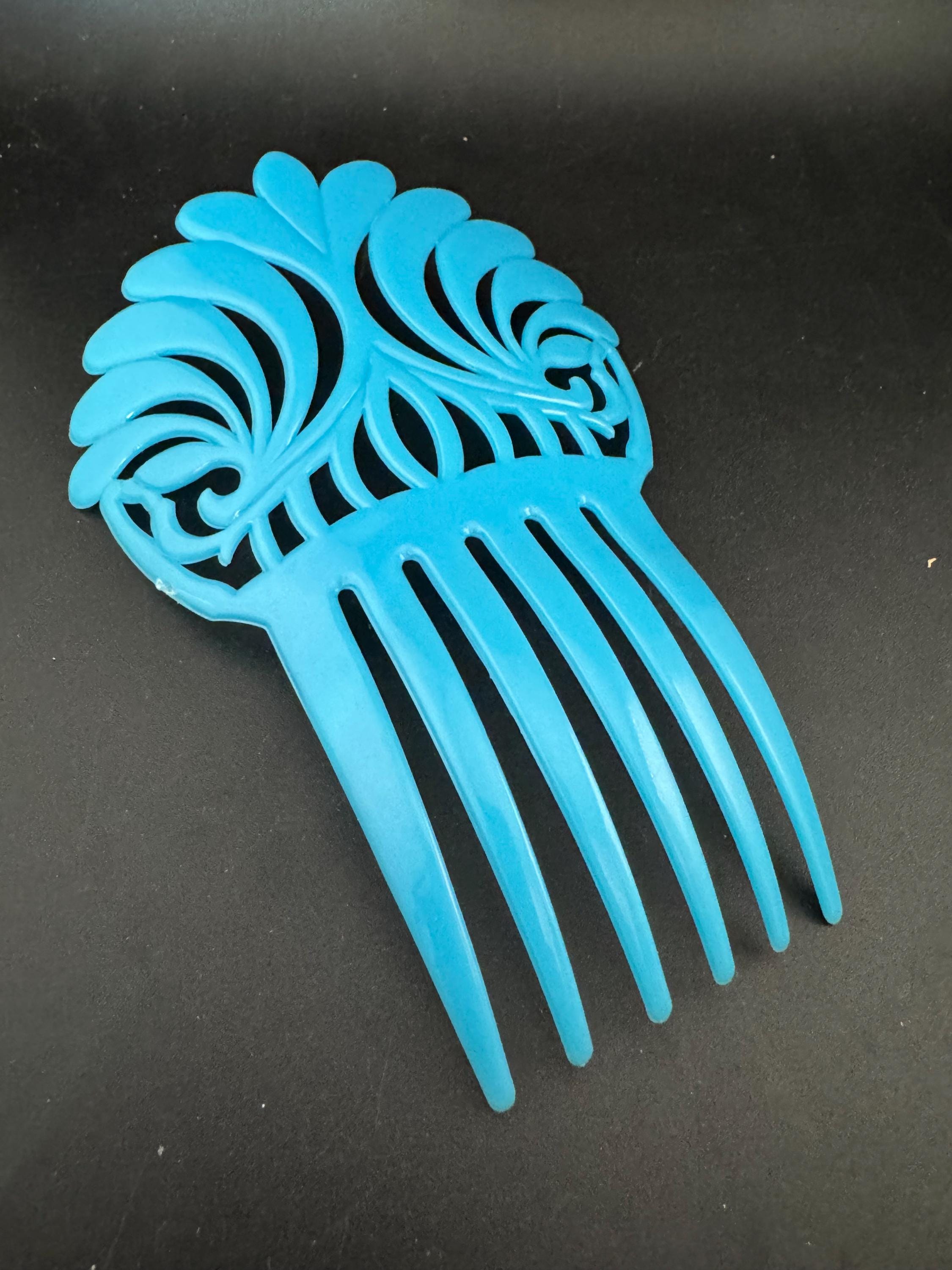 vintage turquoise BLUE openwork plastic traditional Spanish peineta hair comb, mantilla