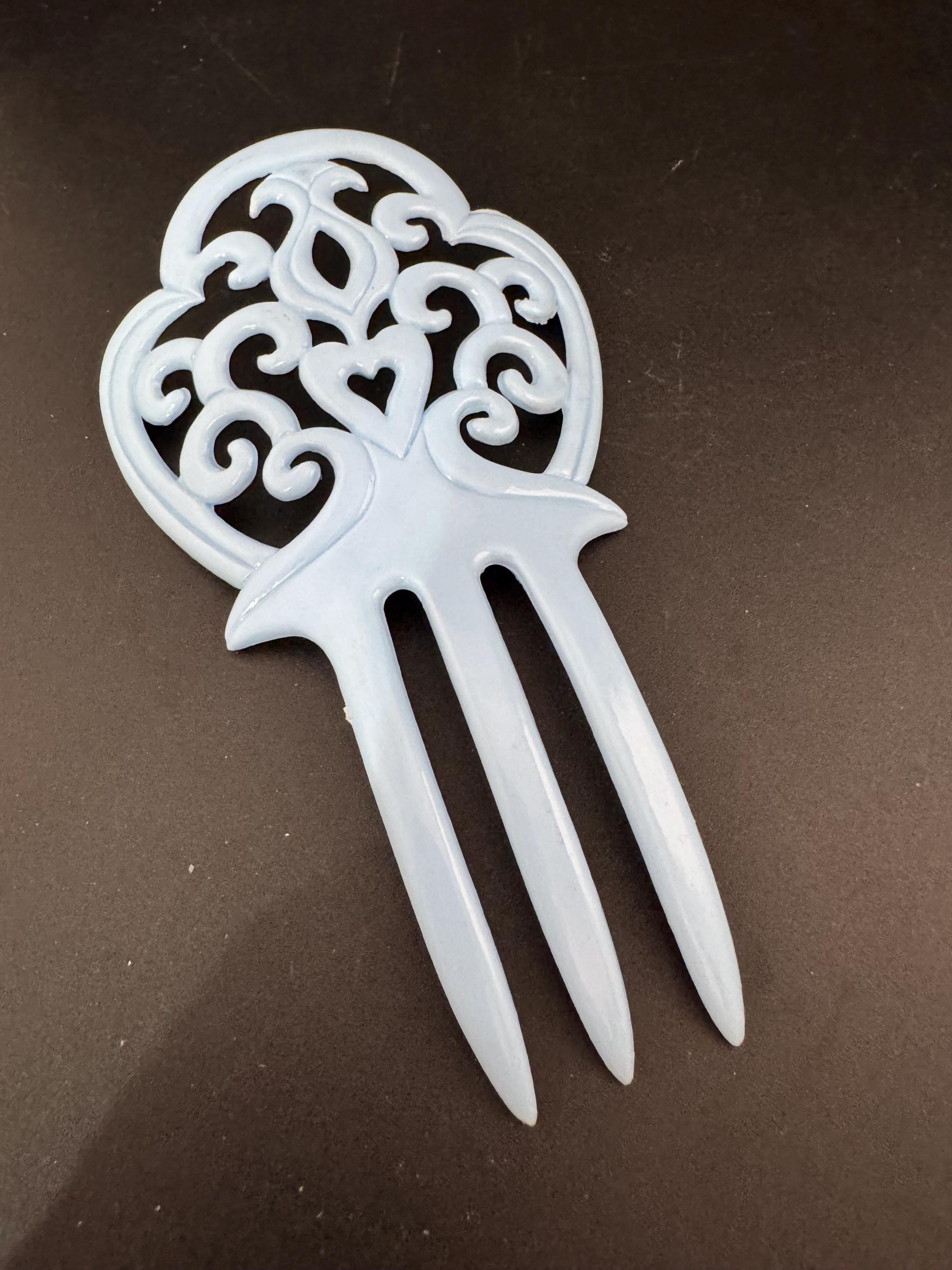 vintage ice blue BLUE openwork plastic traditional Spanish peineta hair comb, mantilla