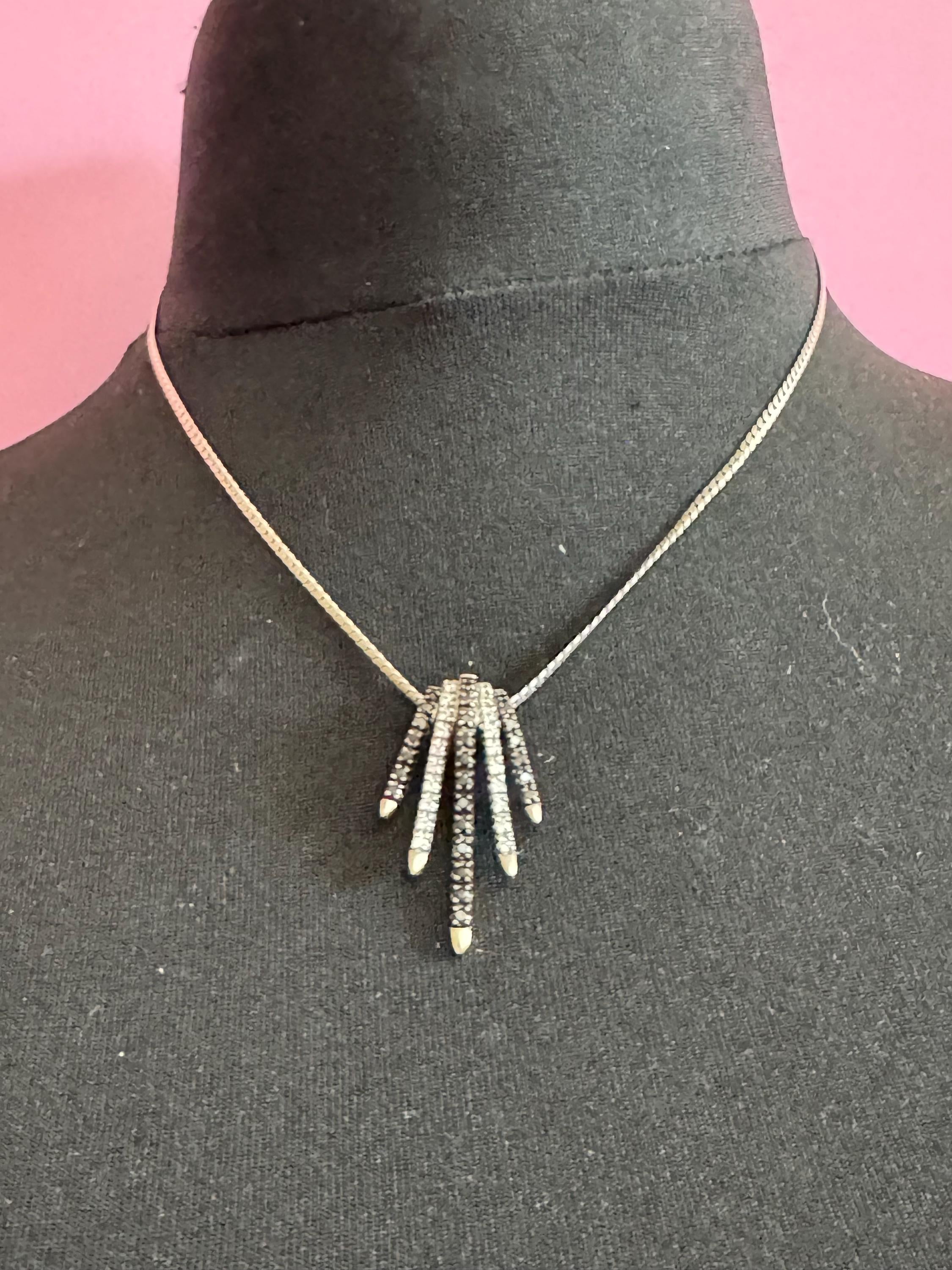 925 Sterling silver black and clear diamanté gem set pendant necklace 18” chain