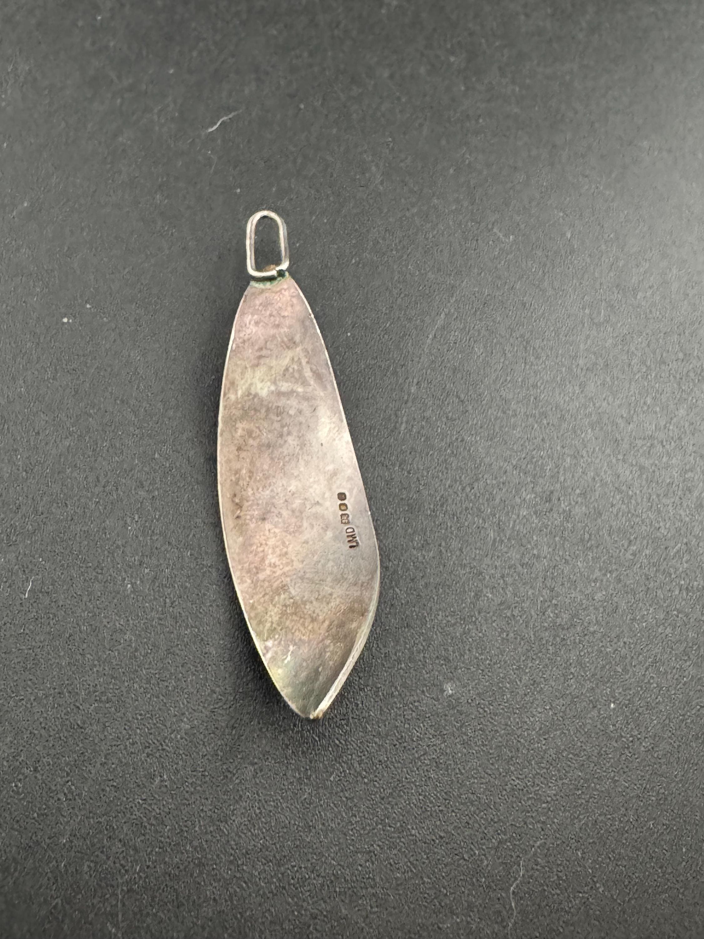 vintage green enamel artisan modernist pendant for a chain 925 sterling silver London hallmarks LMD