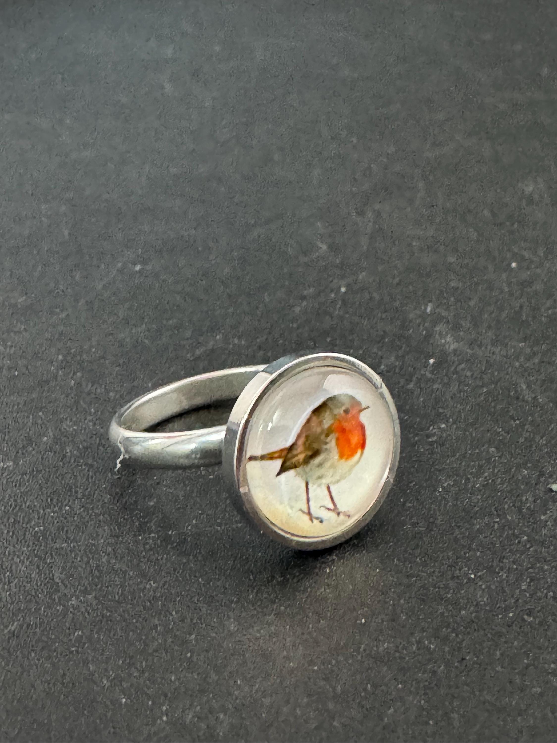 Handmade Garden bird Robin redbreast stainless steel adjustable ring 14mm glass cabochon