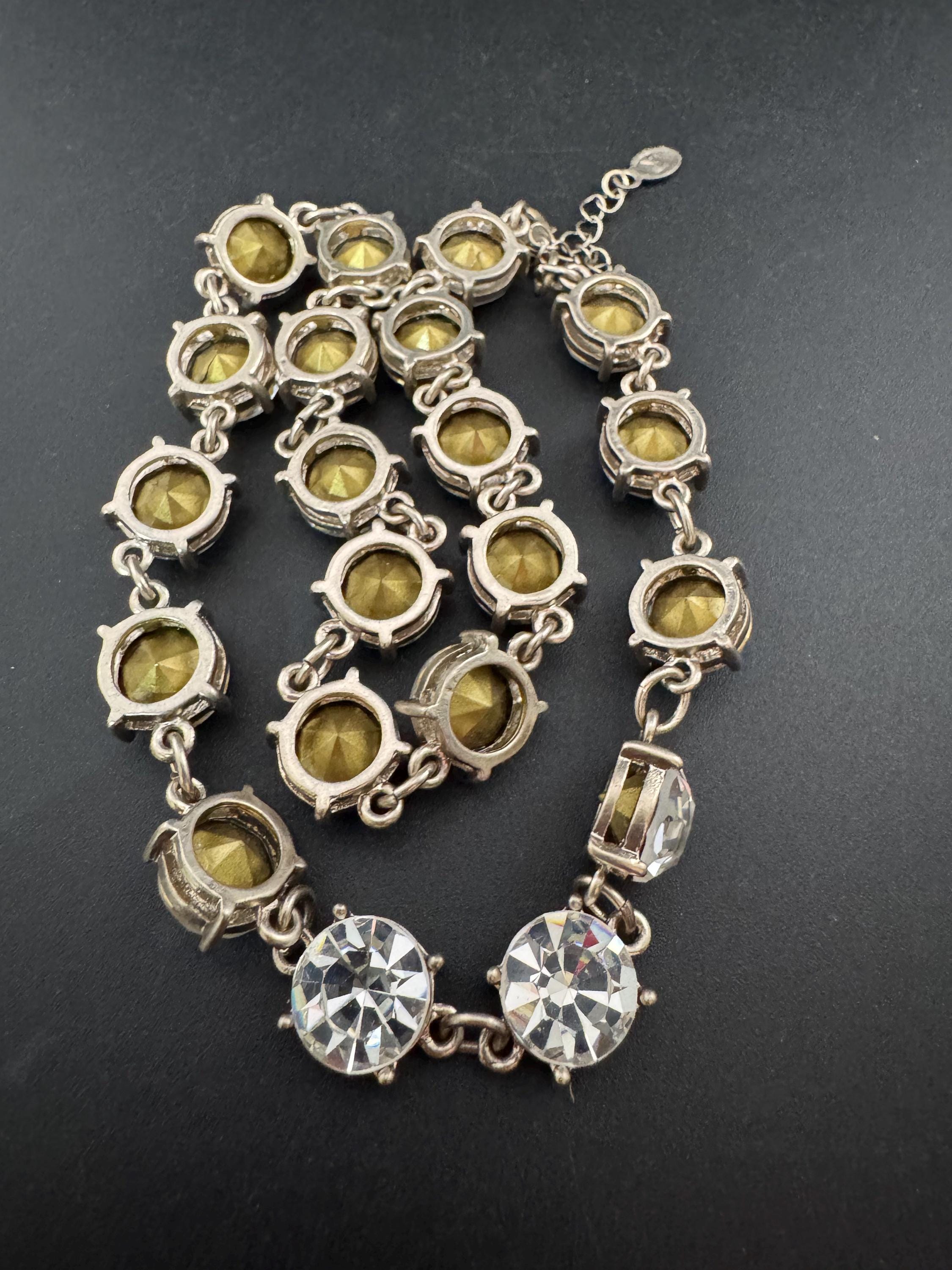 Vintage Signed MONET clear glass super sparkly 13mm bezel diamanté Crystal collar necklace , silver plated