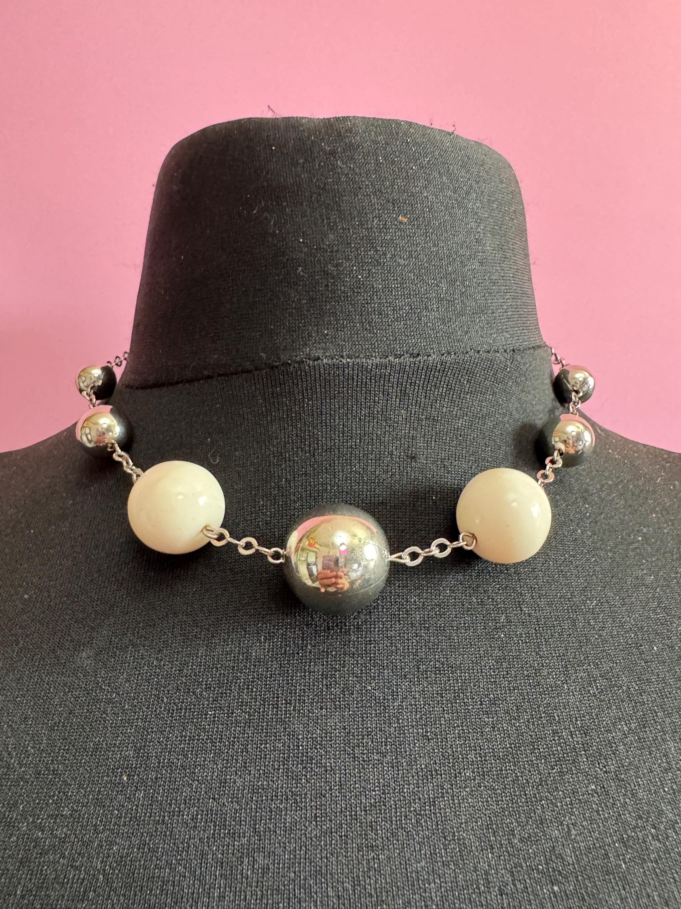 Genuine Czech silver Chromed deep white bead necklace jakob Bengel style