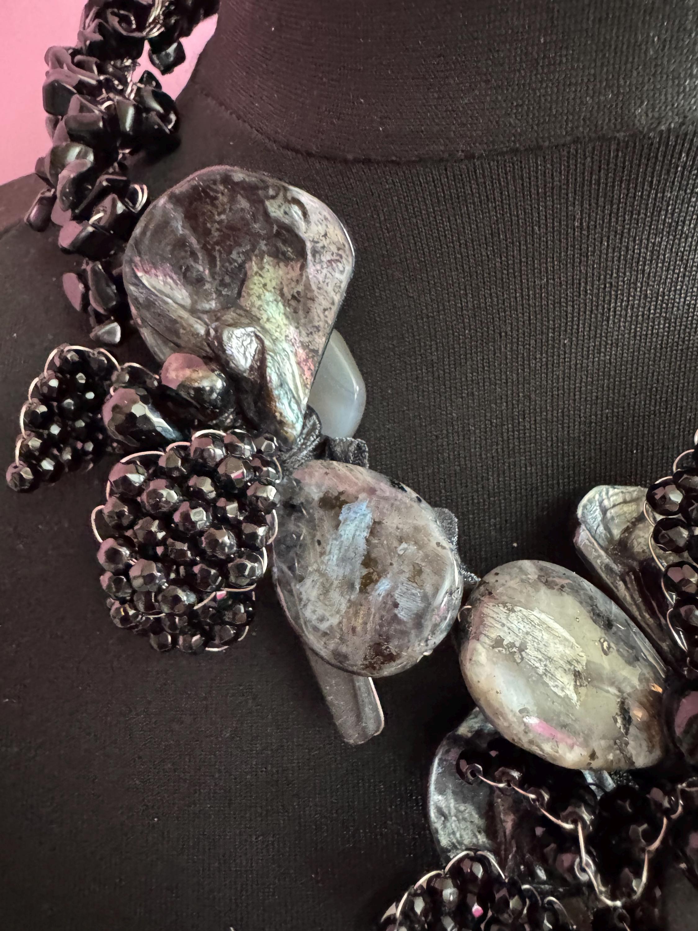 Vilaiwan Black Beaded Necklace: Gemstone Shell Runway Fashion