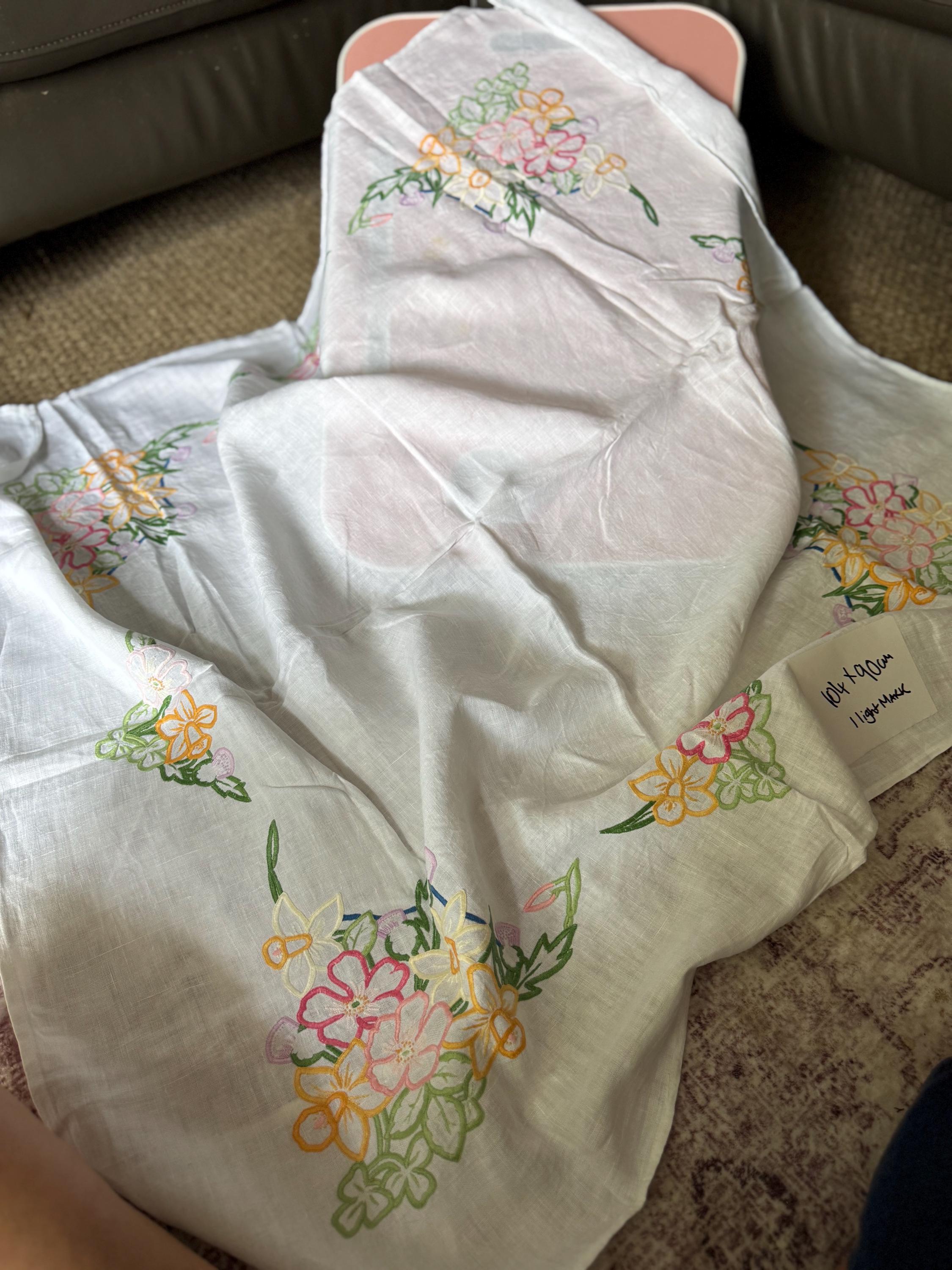 Vintage Embroidered Floral Tablecloth: Mid-Century Pastel Linen (104 x 90 cm