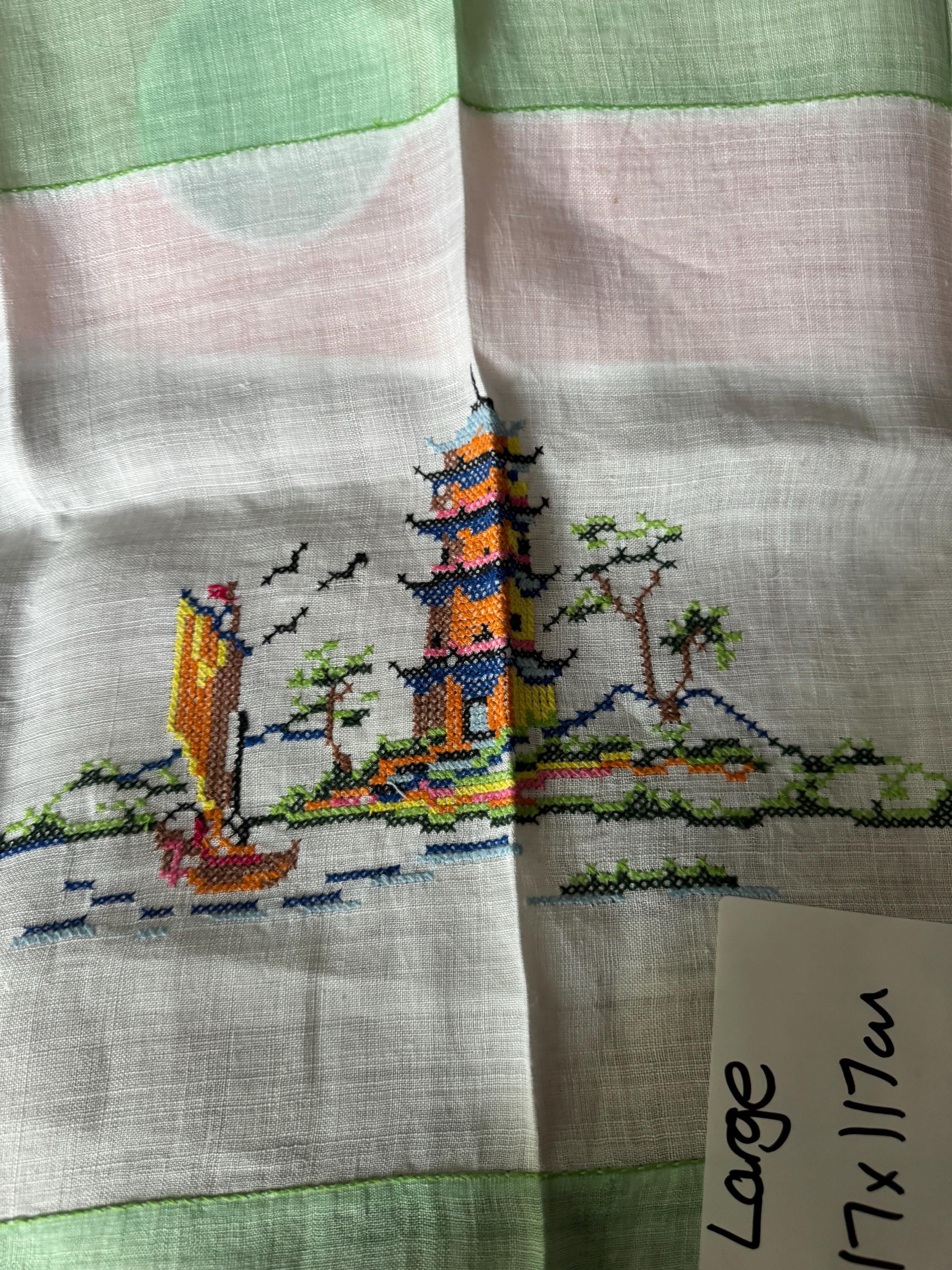 XL 117cm x 117cm square Chinese cross stitch pagoda embroidered pretty white cotton large tablecloth chateau cottage Art Deco B&b oriental