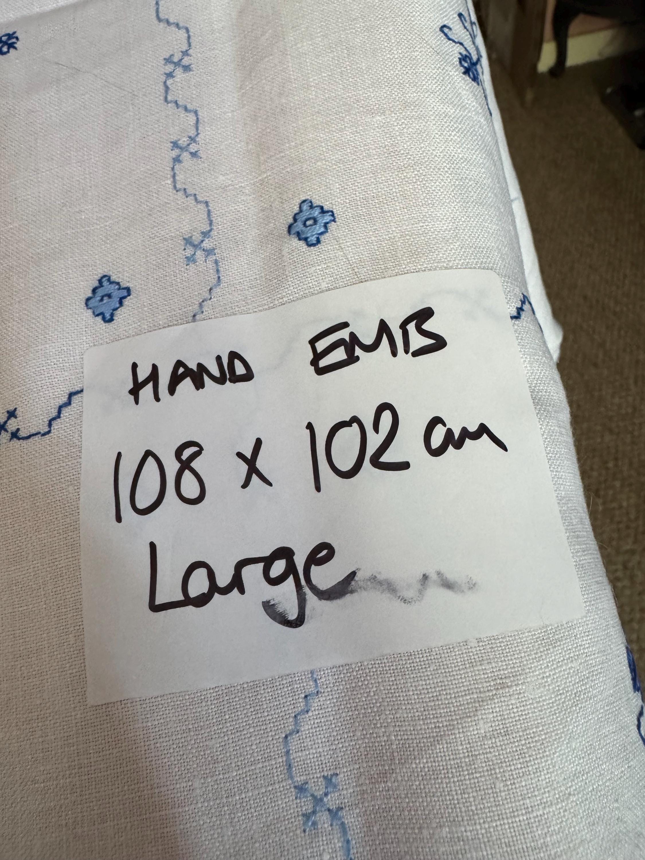 Hand Embroidered Floral Tablecloth: Chinese Japanese Style (108 x 102cm)