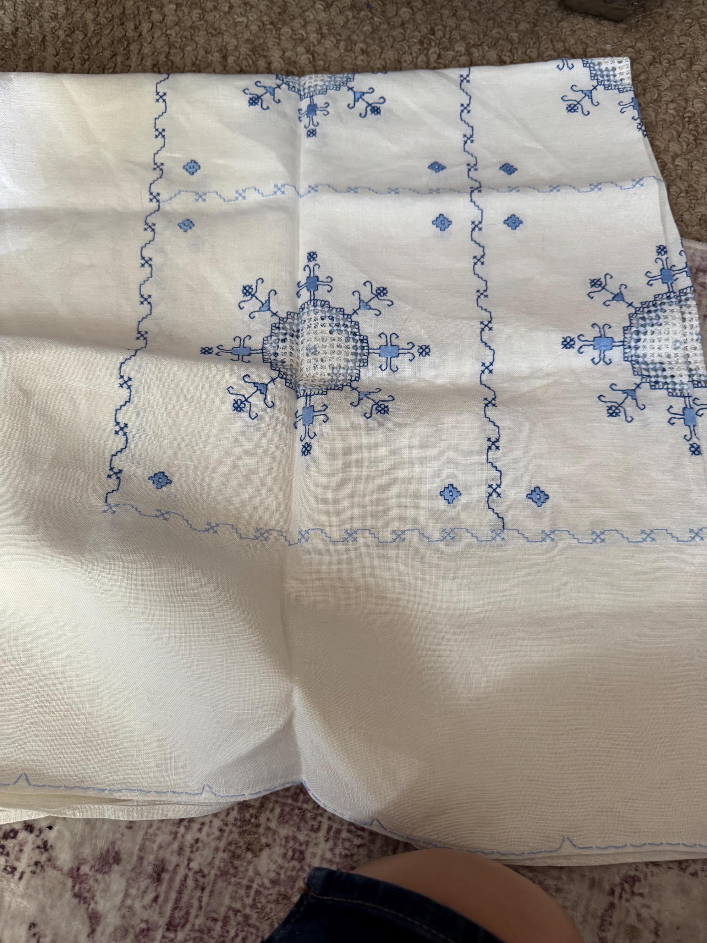 Hand Embroidered Floral Tablecloth: Chinese Japanese Style (108 x 102cm)