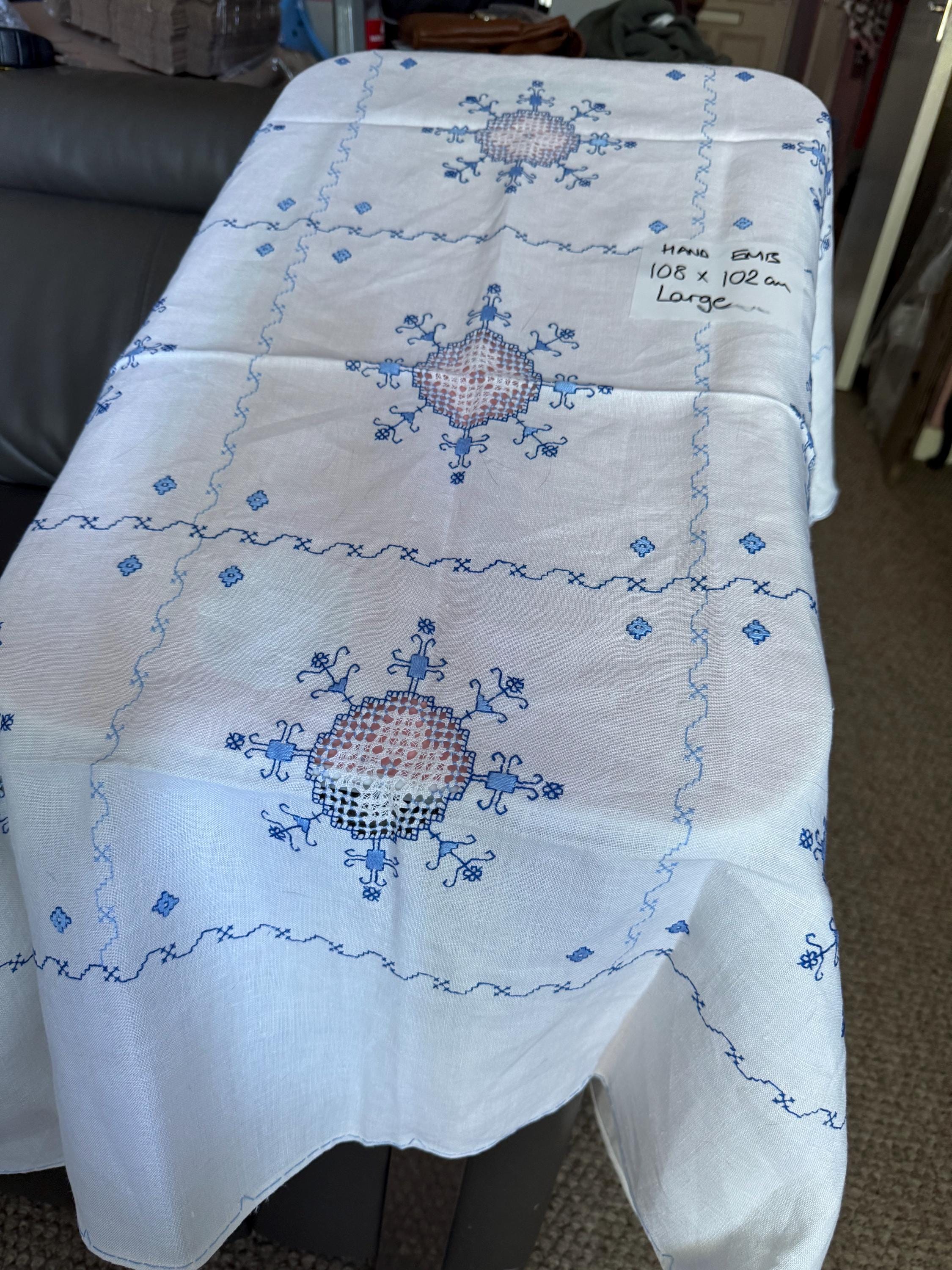 Hand Embroidered Floral Tablecloth: Chinese Japanese Style (108 x 102cm)