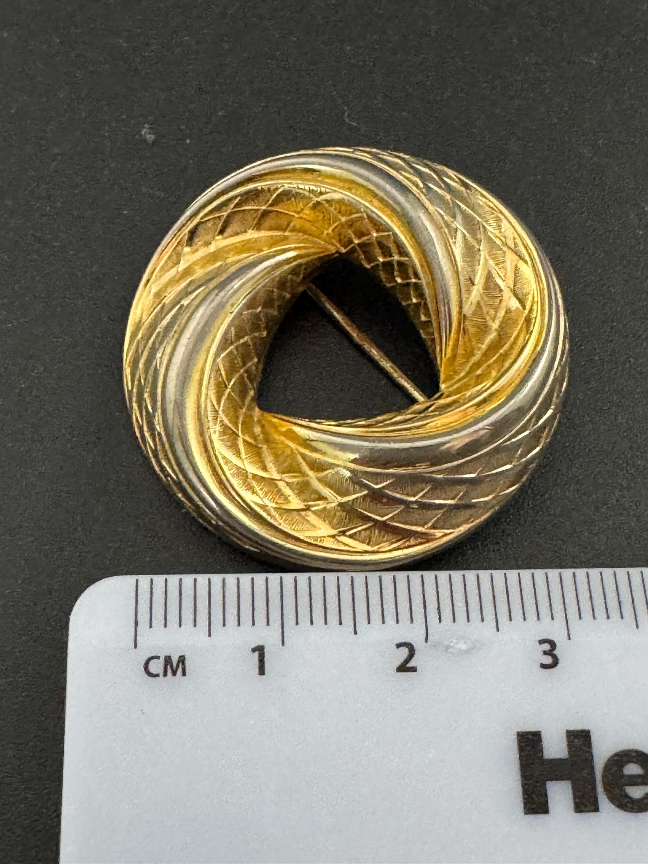 Signed GROSSE 1964 German Modernist Brooch - Gold Tone Swirl Design
