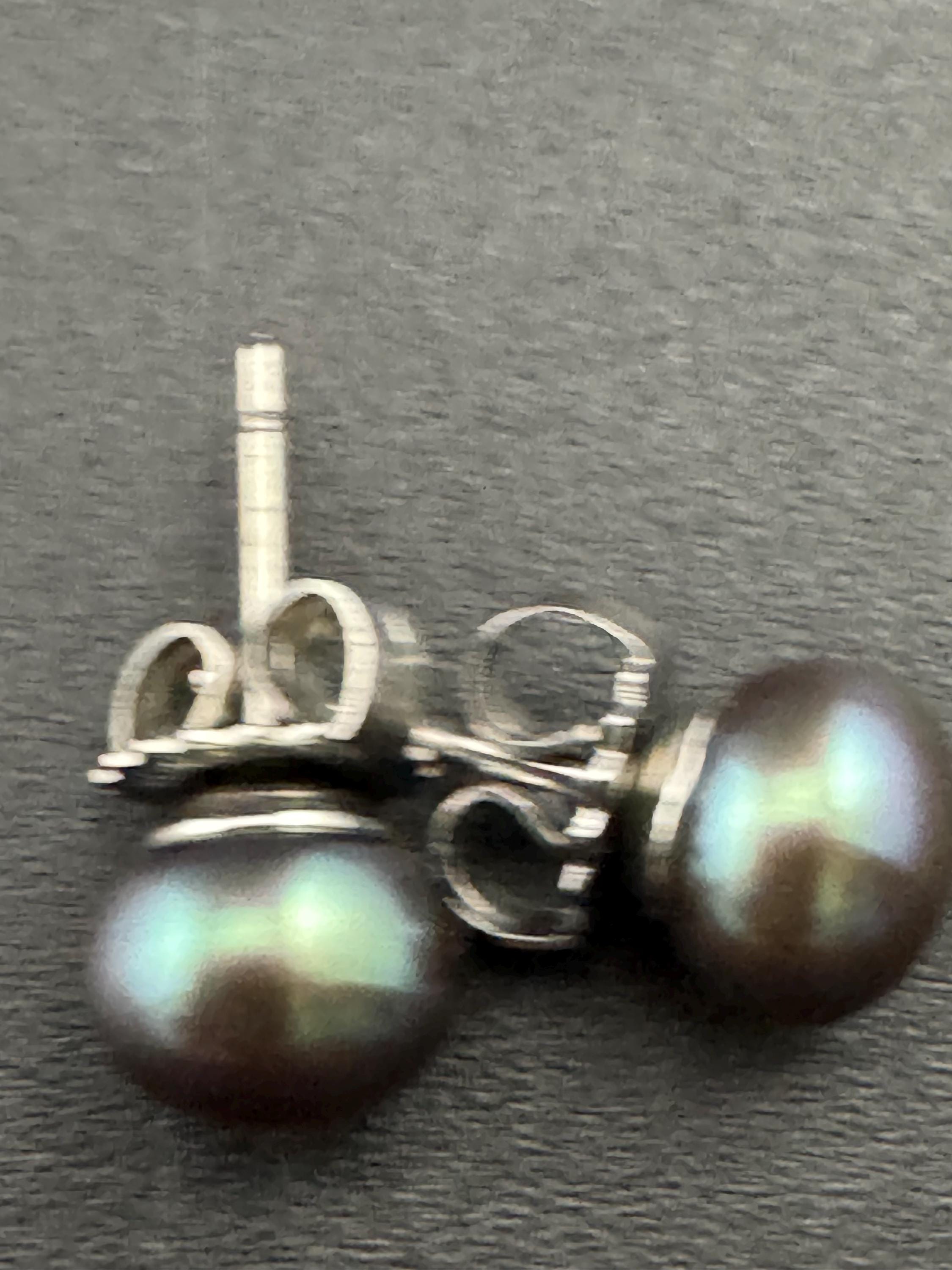 One pair of 925 Sterling silver genuine natural pearl small stud earrings choose bright pink, teal green or petrol grey