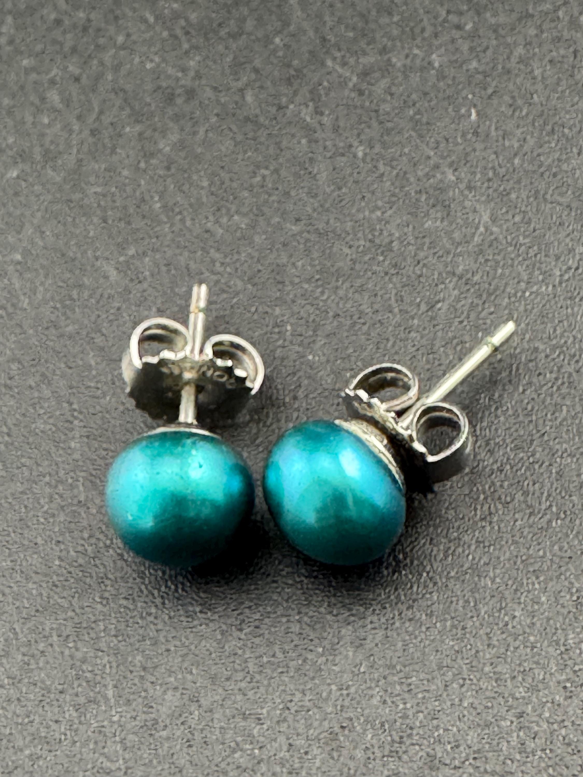 One pair of 925 Sterling silver genuine natural pearl small stud earrings choose bright pink, teal green or petrol grey