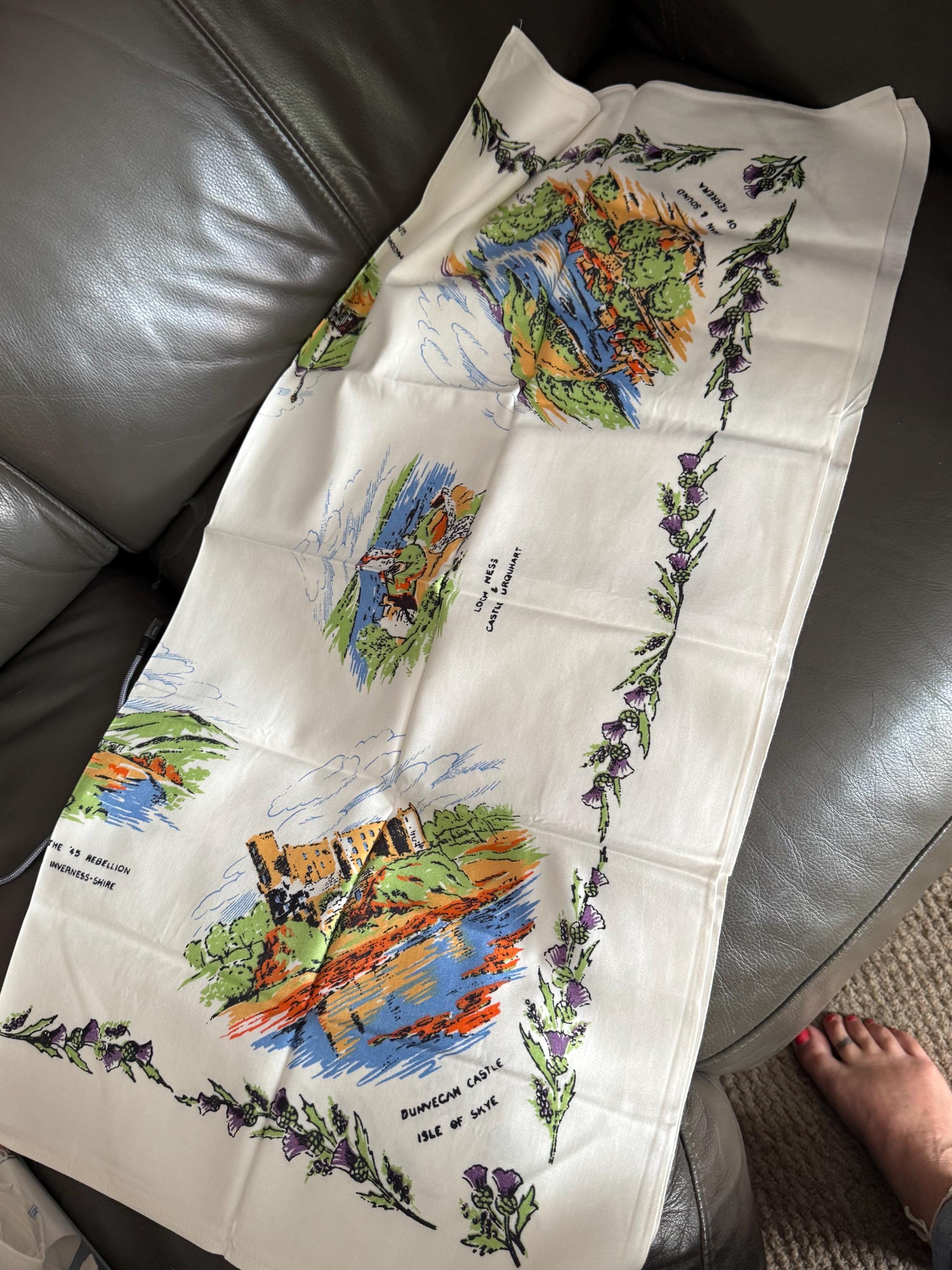90cm Vintage printed souvenir tablecloth SCOTLAND landmarks Scottish cities