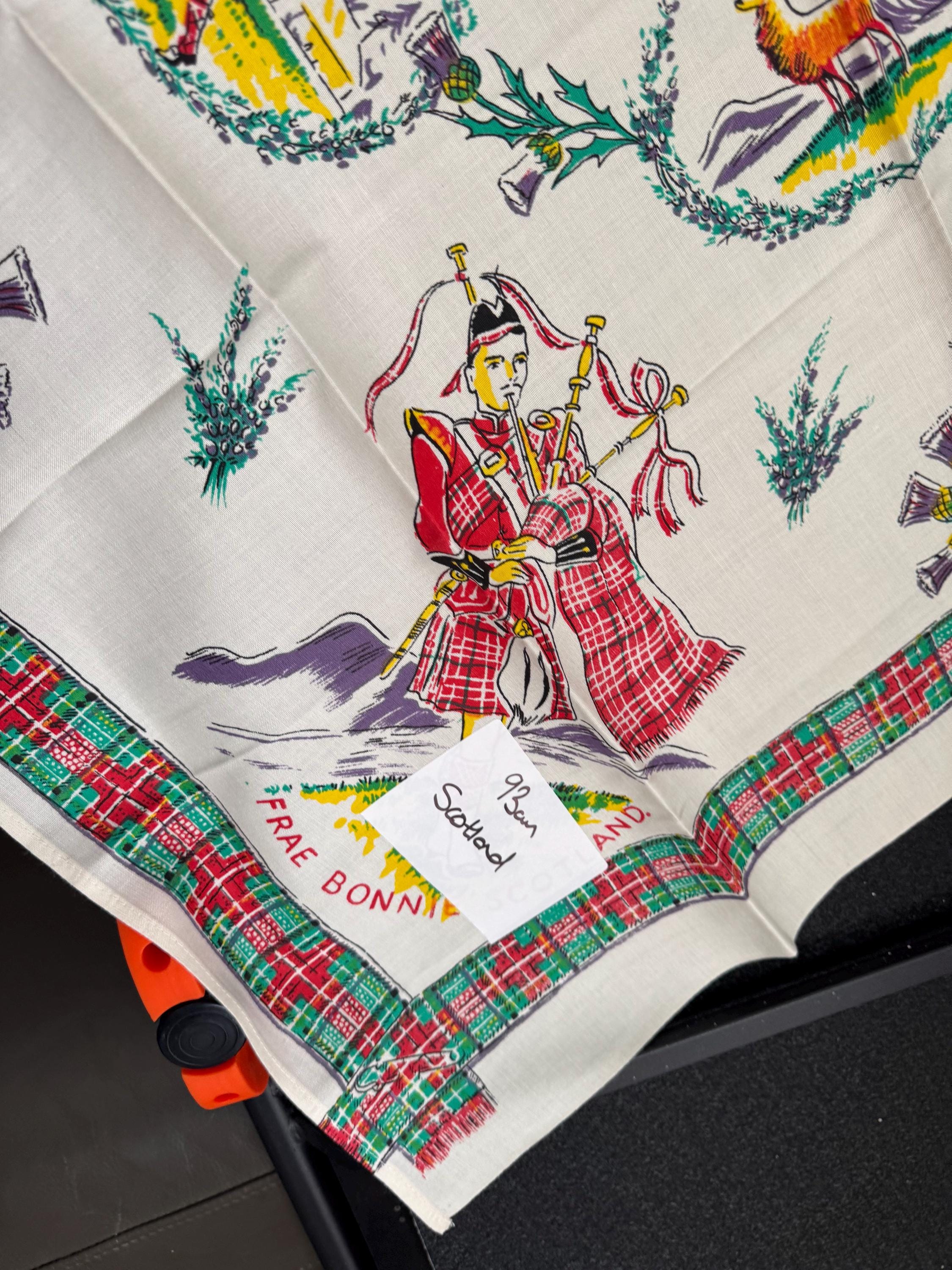 93cm square Vintage printed souvenir tablecloth SCOTLAND landmarks Scottish cities