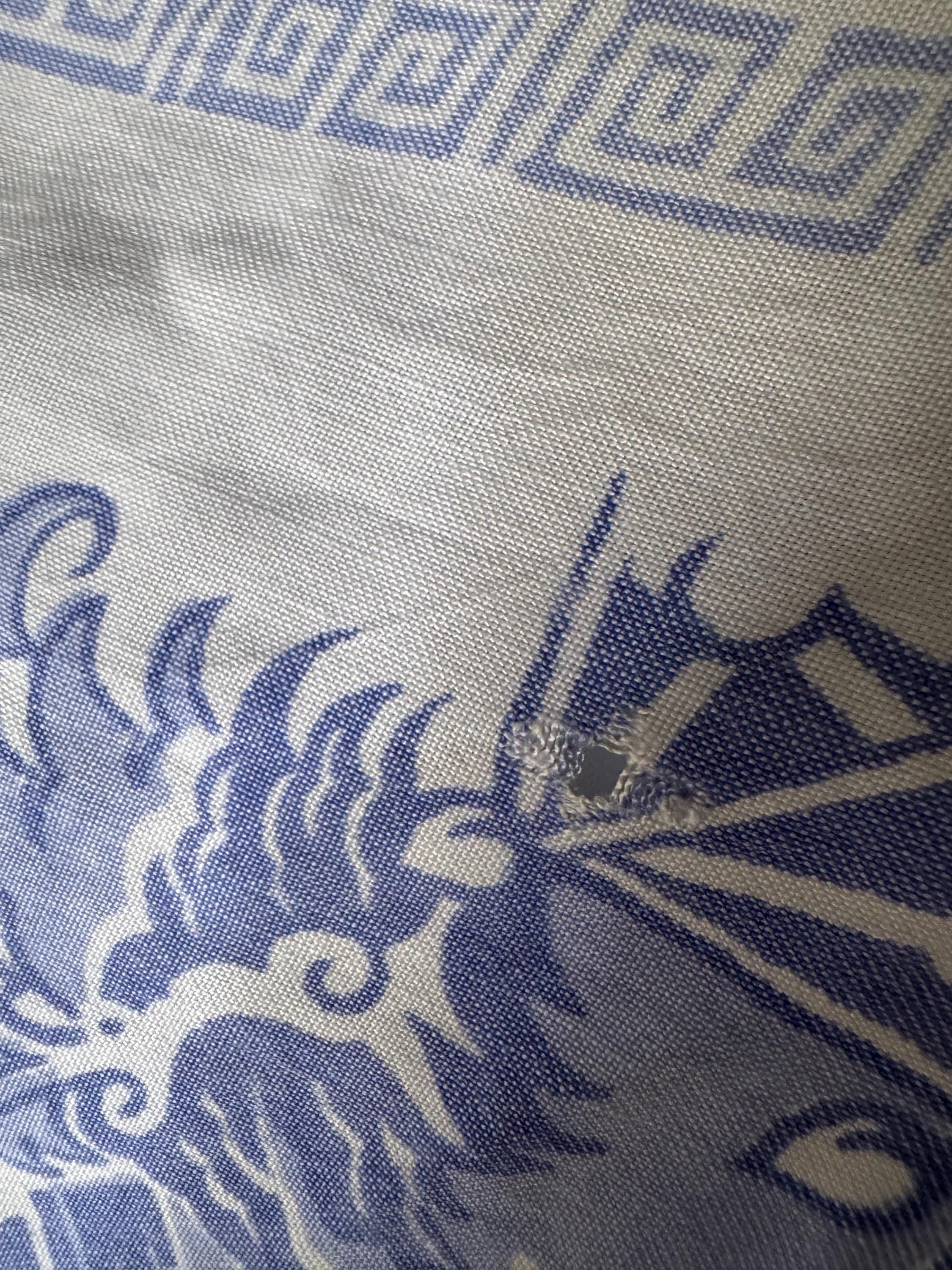 Large 115cm square vintage cotton tablecloth, white with a blue Chinese pagoda willow pattern