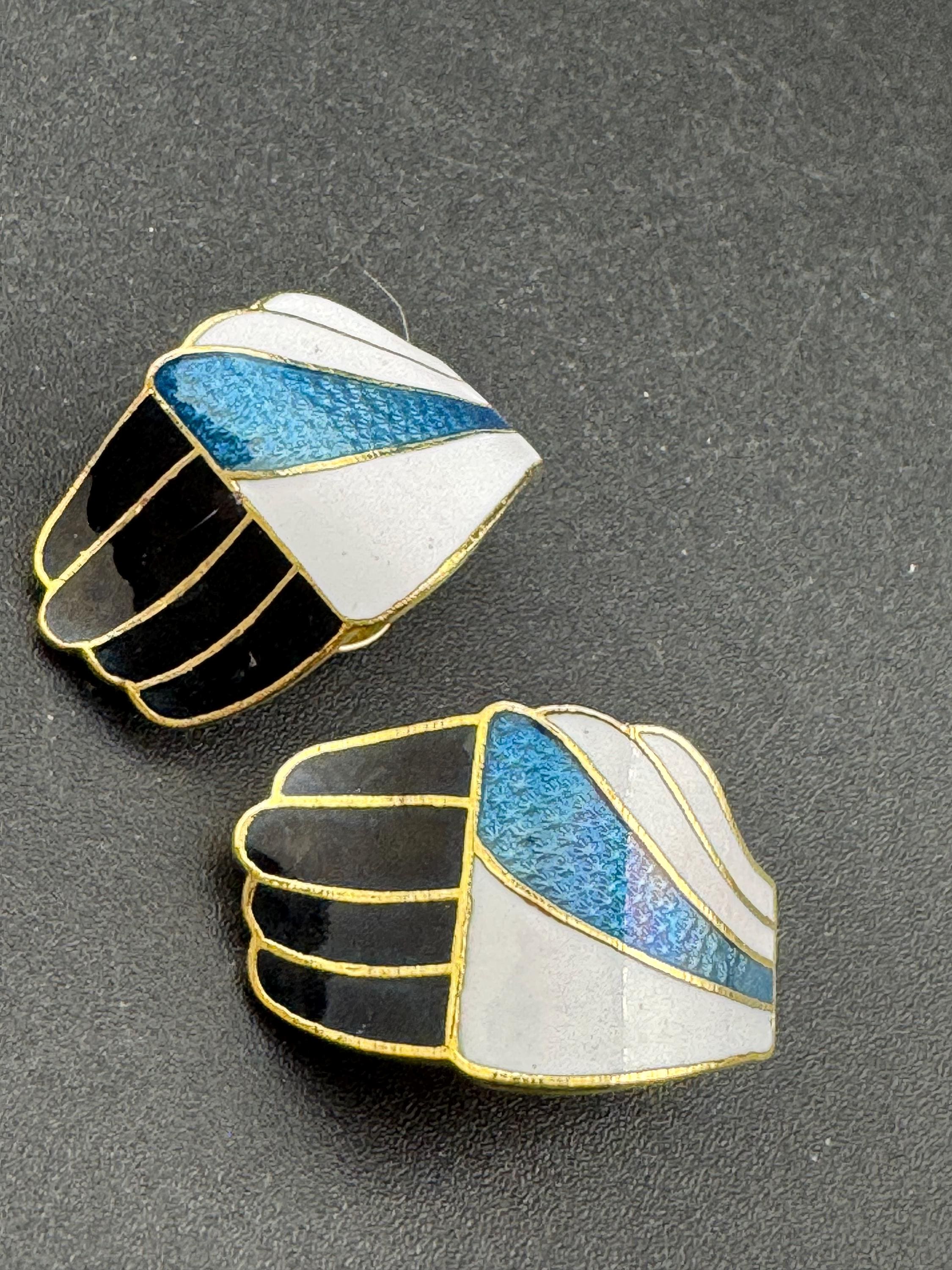 Vintage Retro pair black blue and white cloisonné enamel geometric half hoop curved clip on earrings gold tone