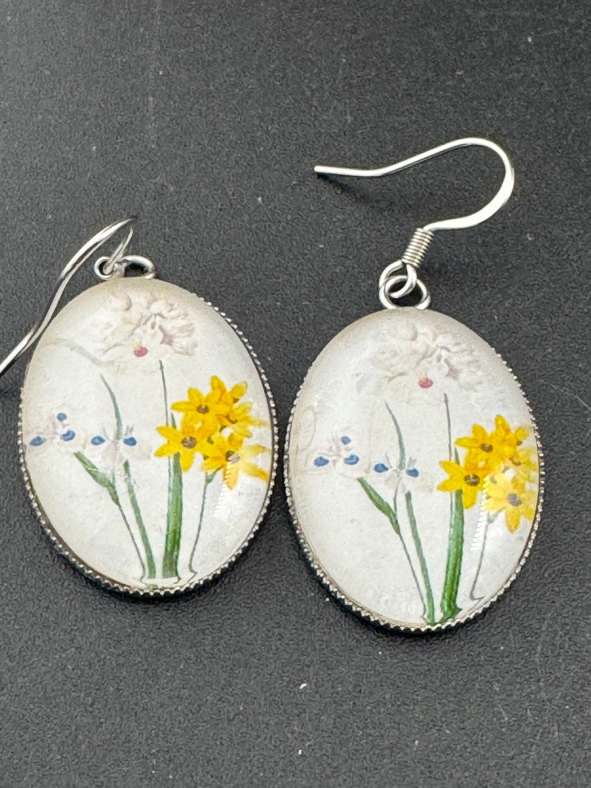 Yellow daffodil garden flowers handmade oval glass cabochon earrings, stainless steel, non tarnish earwires and fittings, spring summer