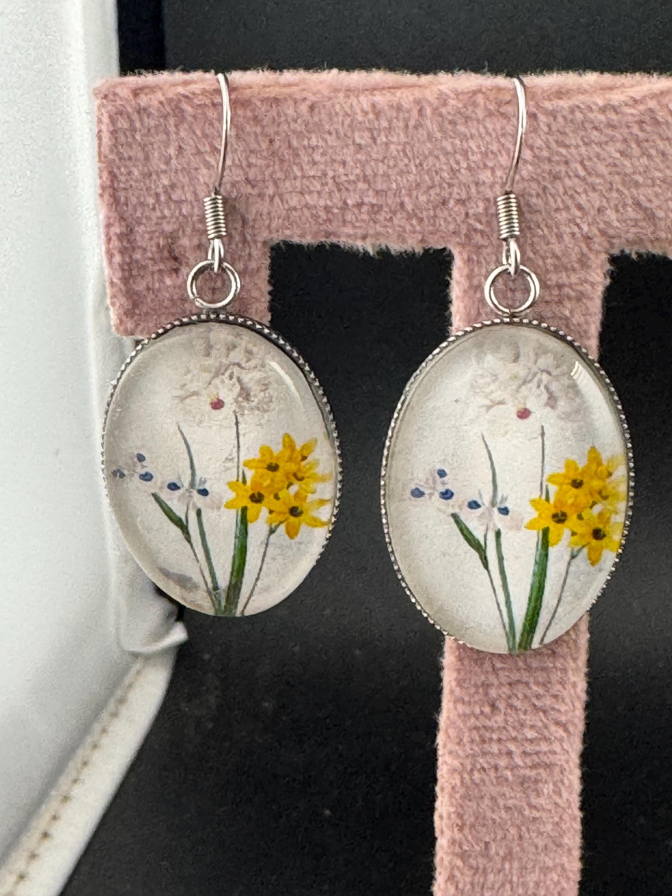 Yellow daffodil garden flowers handmade oval glass cabochon earrings, stainless steel, non tarnish earwires and fittings, spring summer