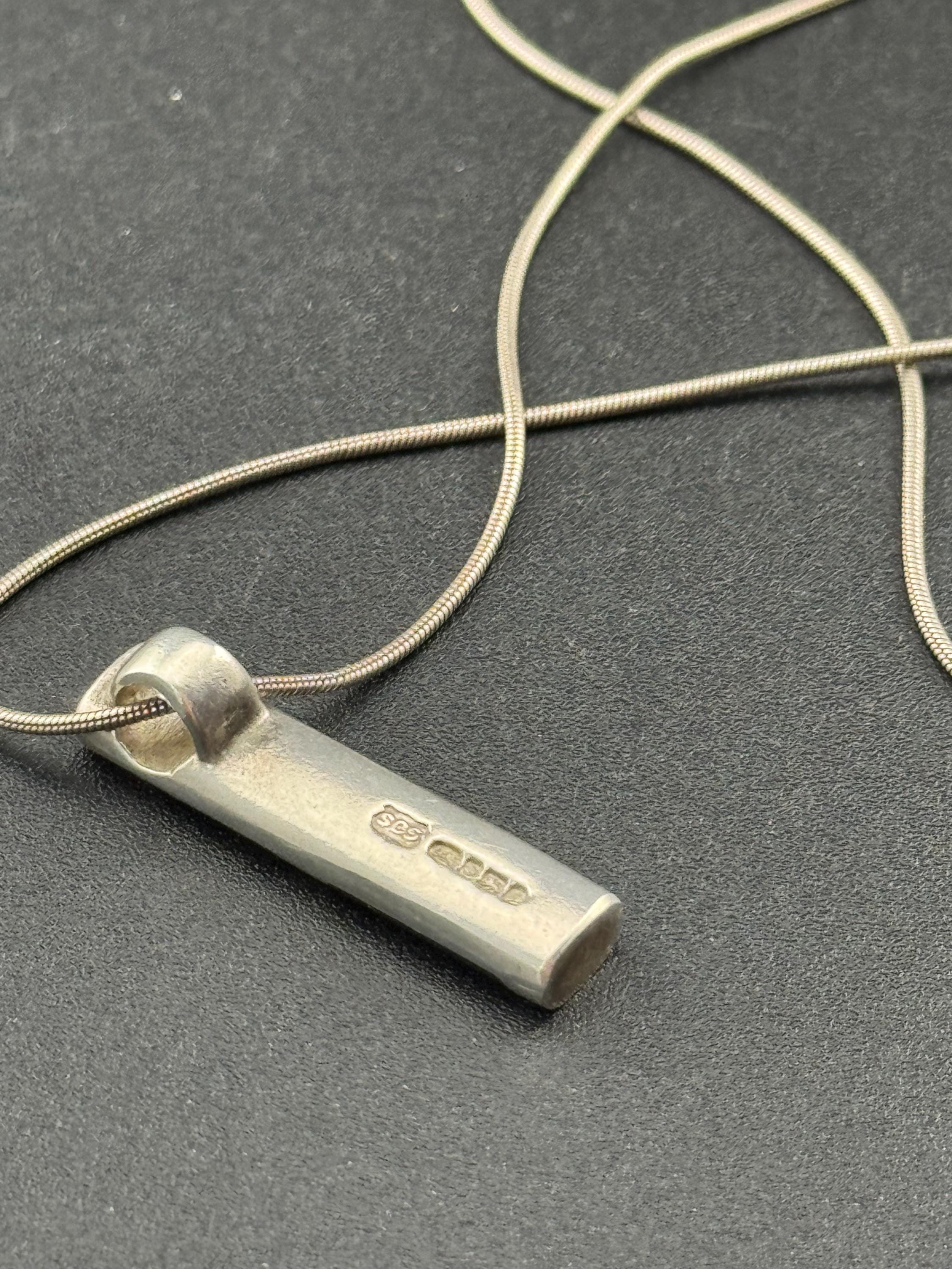 Modernist black and green grey gemstone stamped 925 silver sleek pendant necklace on a 40cm chain, maker scs full assay marks