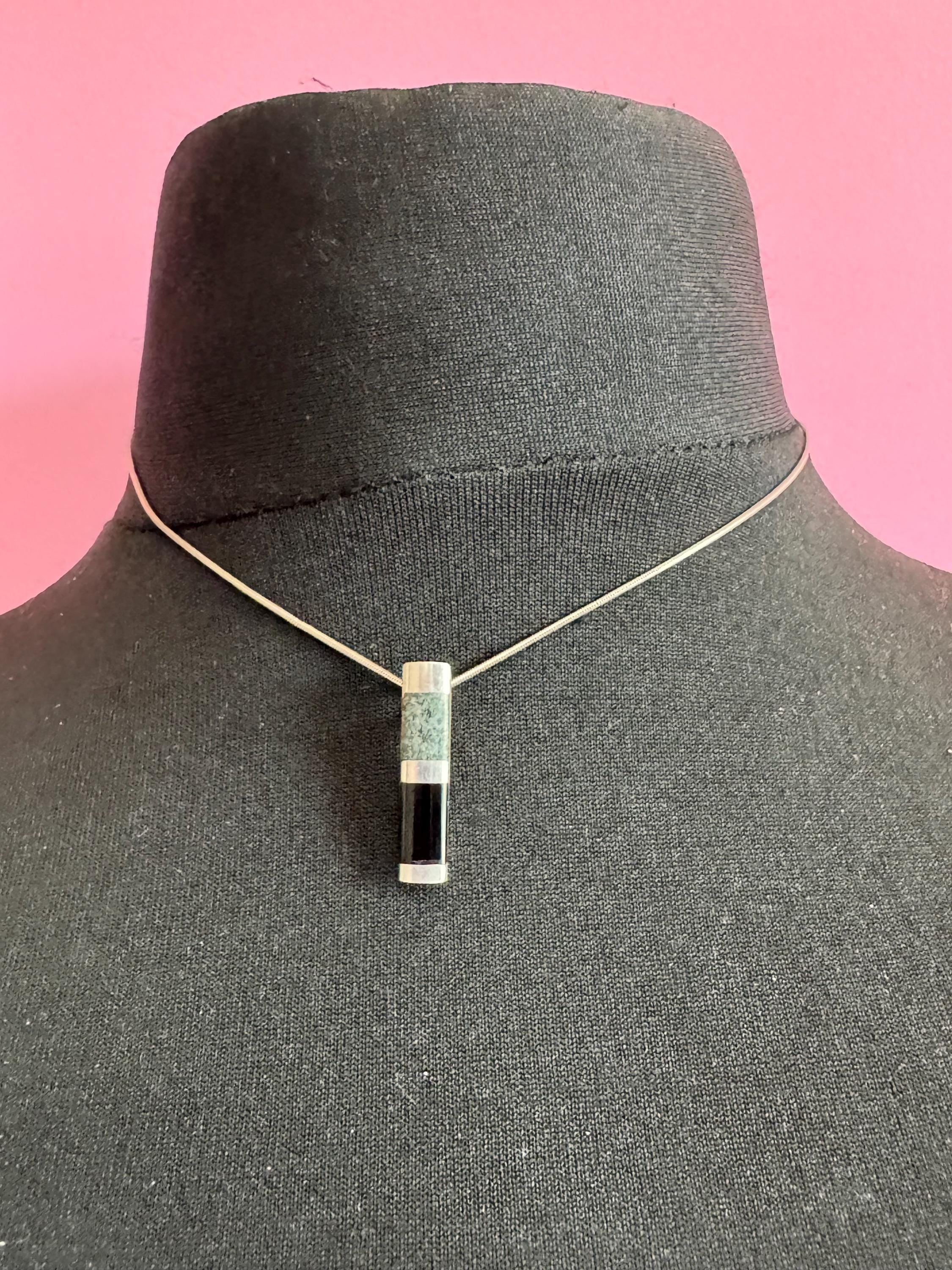 Modernist black and green grey gemstone stamped 925 silver sleek pendant necklace on a 40cm chain, maker scs full assay marks
