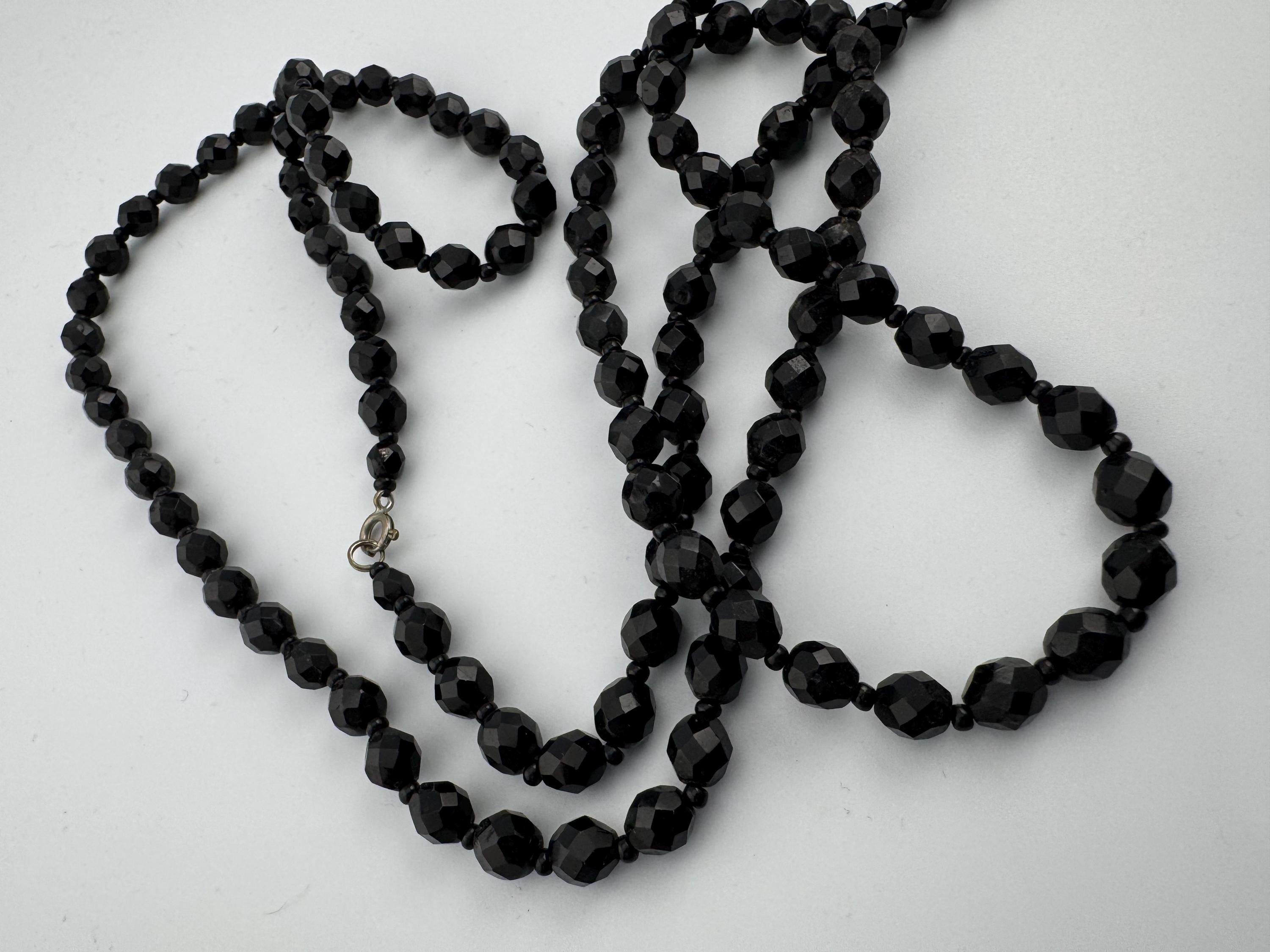 120 cm long vintage French Jet Black Glass long beaded flapper necklace faceted glass beads vintage art deco 1920s 1930s