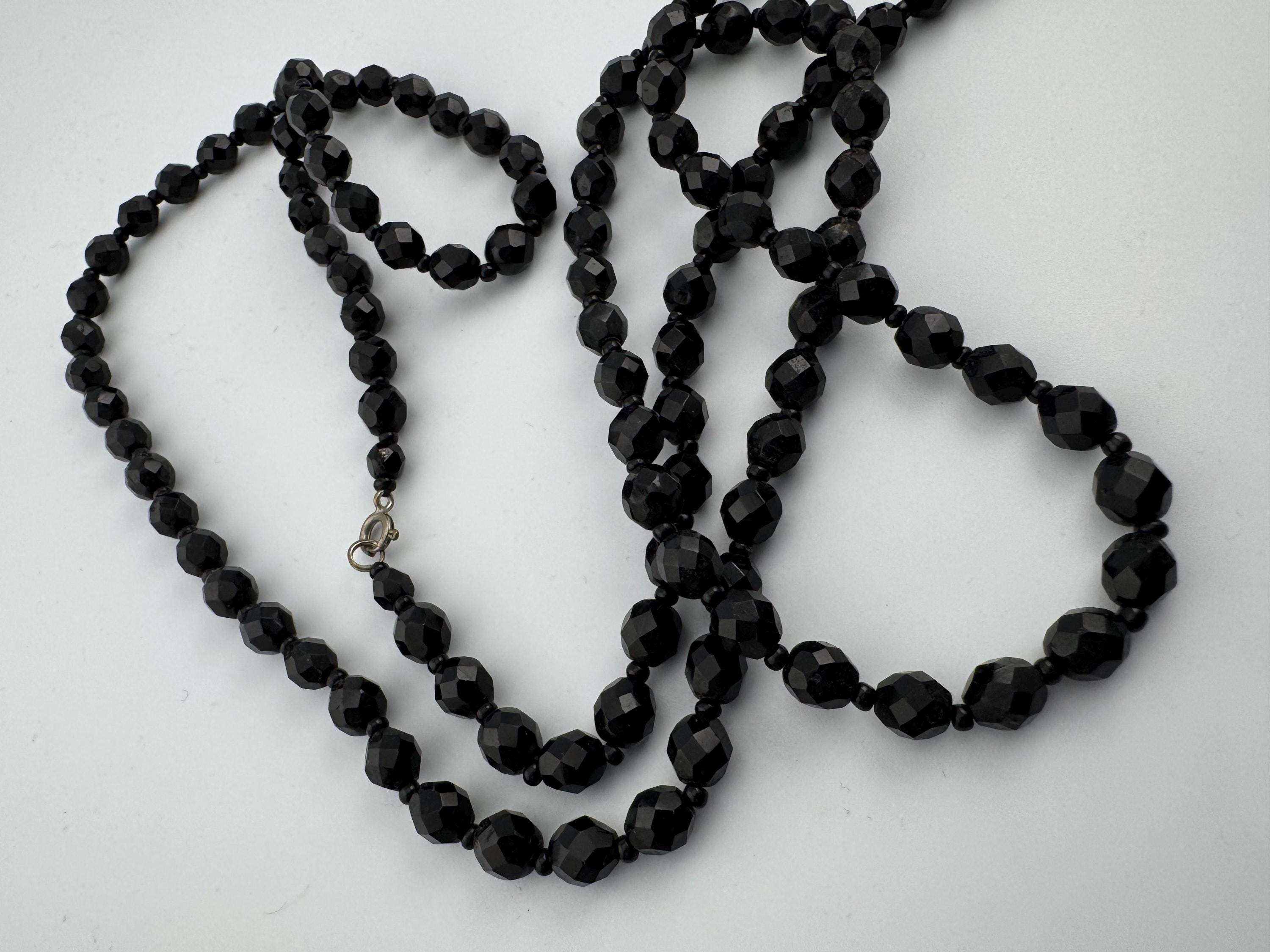 120 cm long vintage French Jet Black Glass long beaded flapper necklace faceted glass beads vintage art deco 1920s 1930s