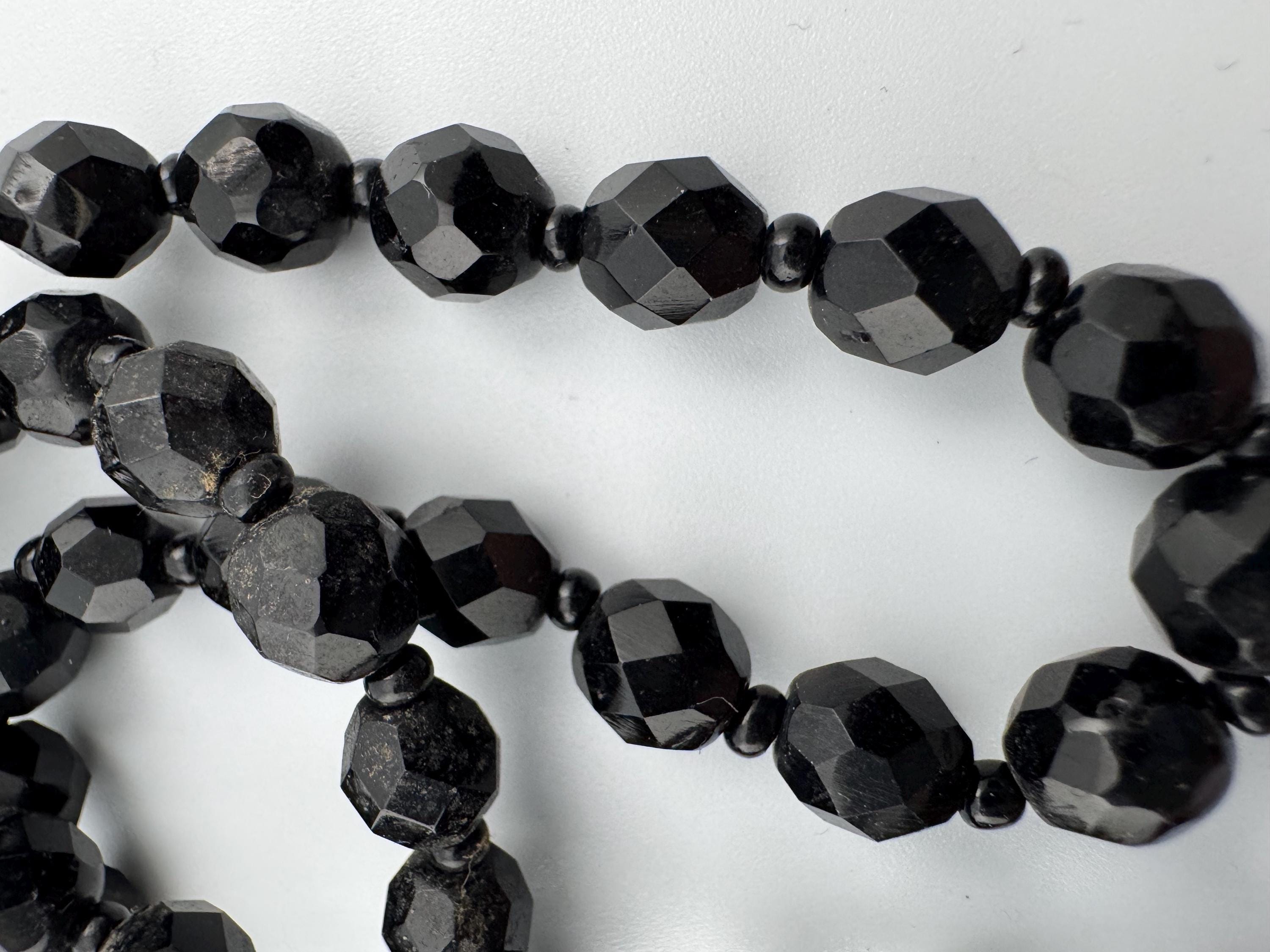 120 cm long vintage French Jet Black Glass long beaded flapper necklace faceted glass beads vintage art deco 1920s 1930s