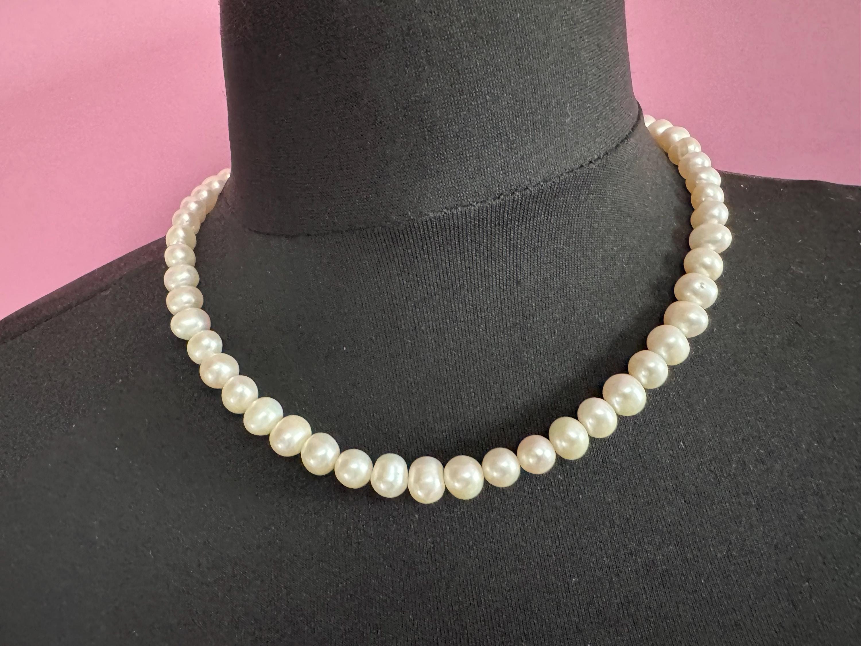 White Natural freshwater pearl beaded collar necklace 51cm