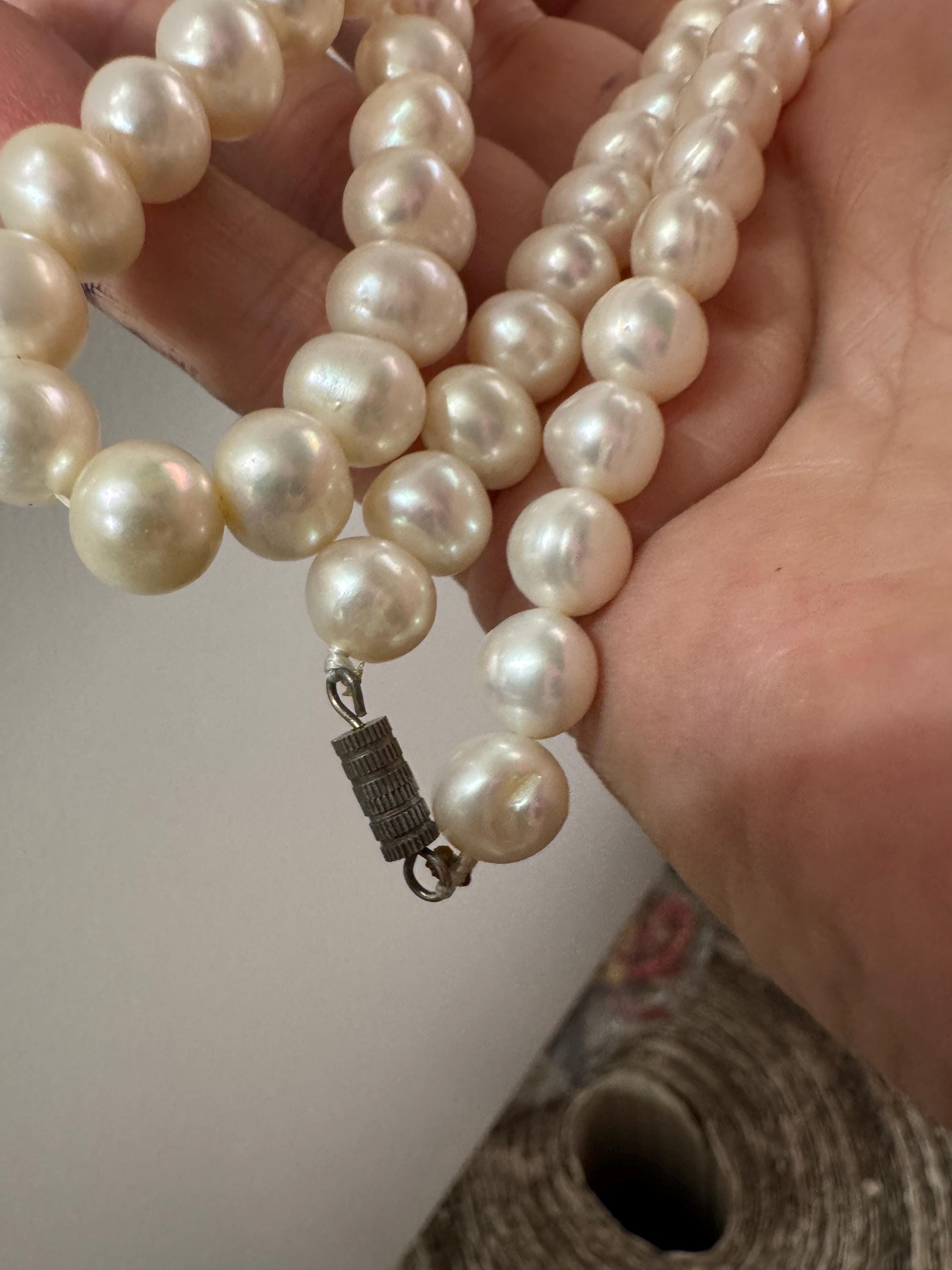White Natural freshwater pearl beaded collar necklace 51cm