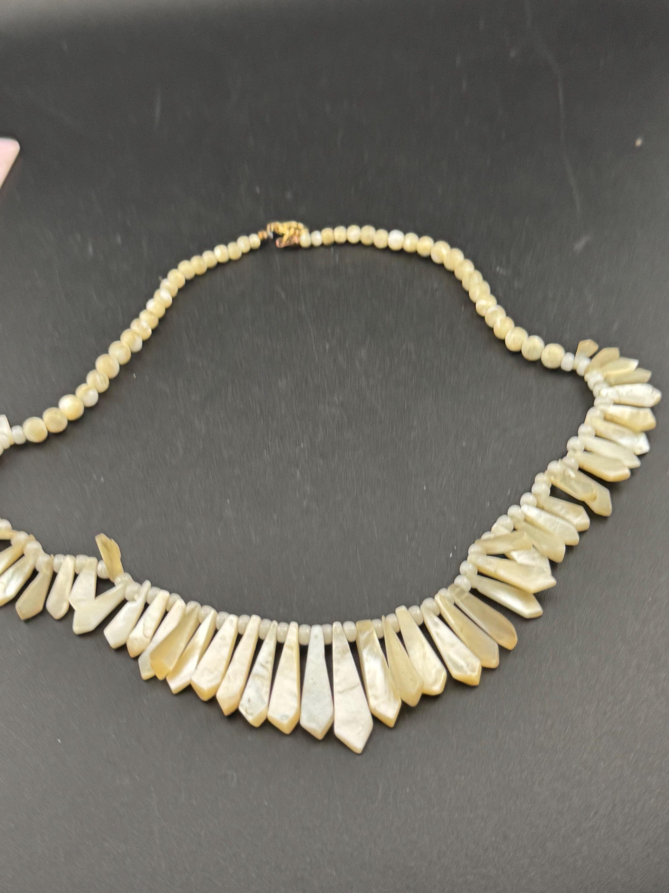 Vintage mother of pearl MOP Natural shell beaded necklace choker 50cm long summer nautical boho festival style