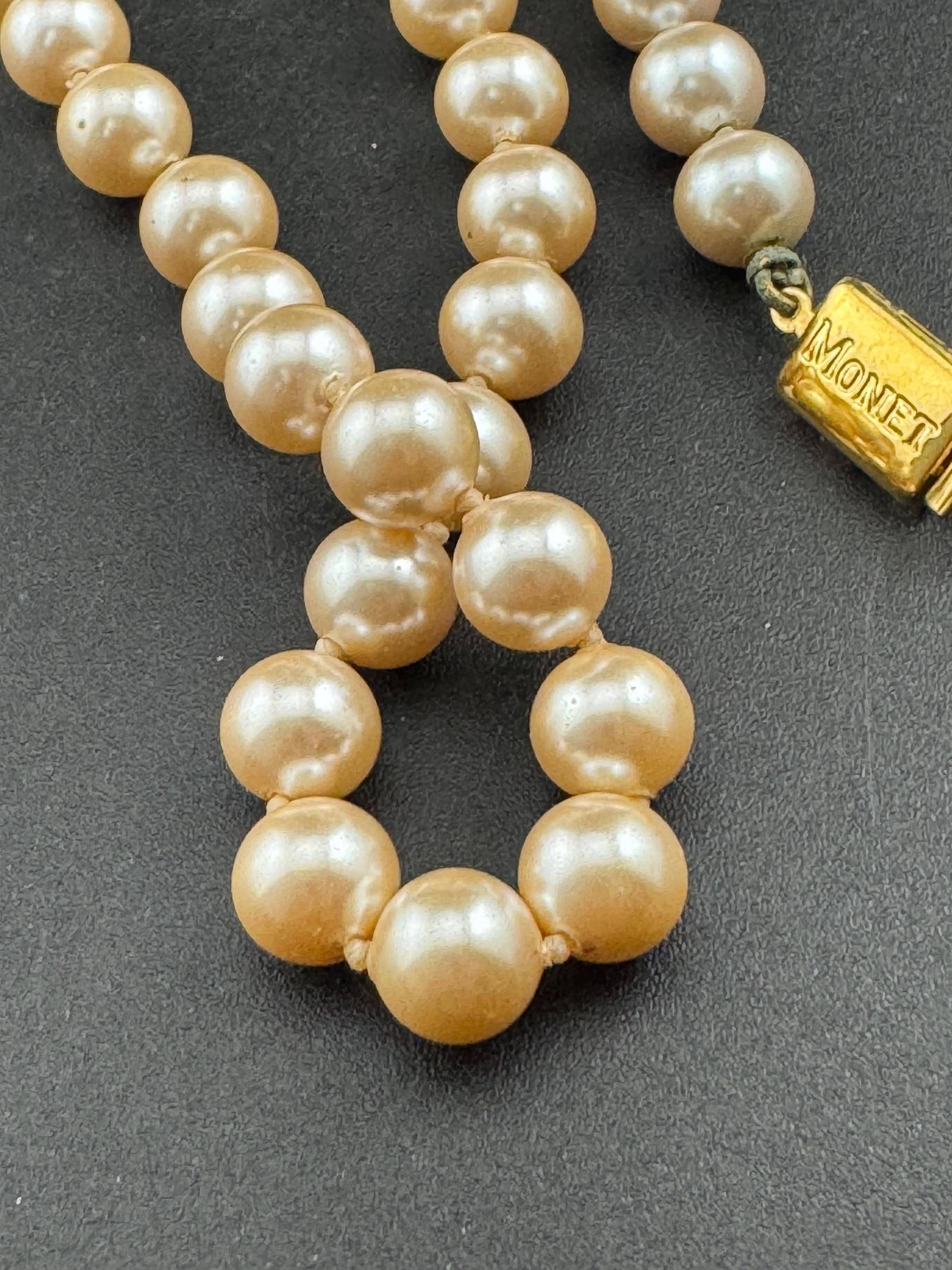 MONET signed Oyster cream knotted glass pearl necklace Vintage 92cm single strand row of pearls, gold tone