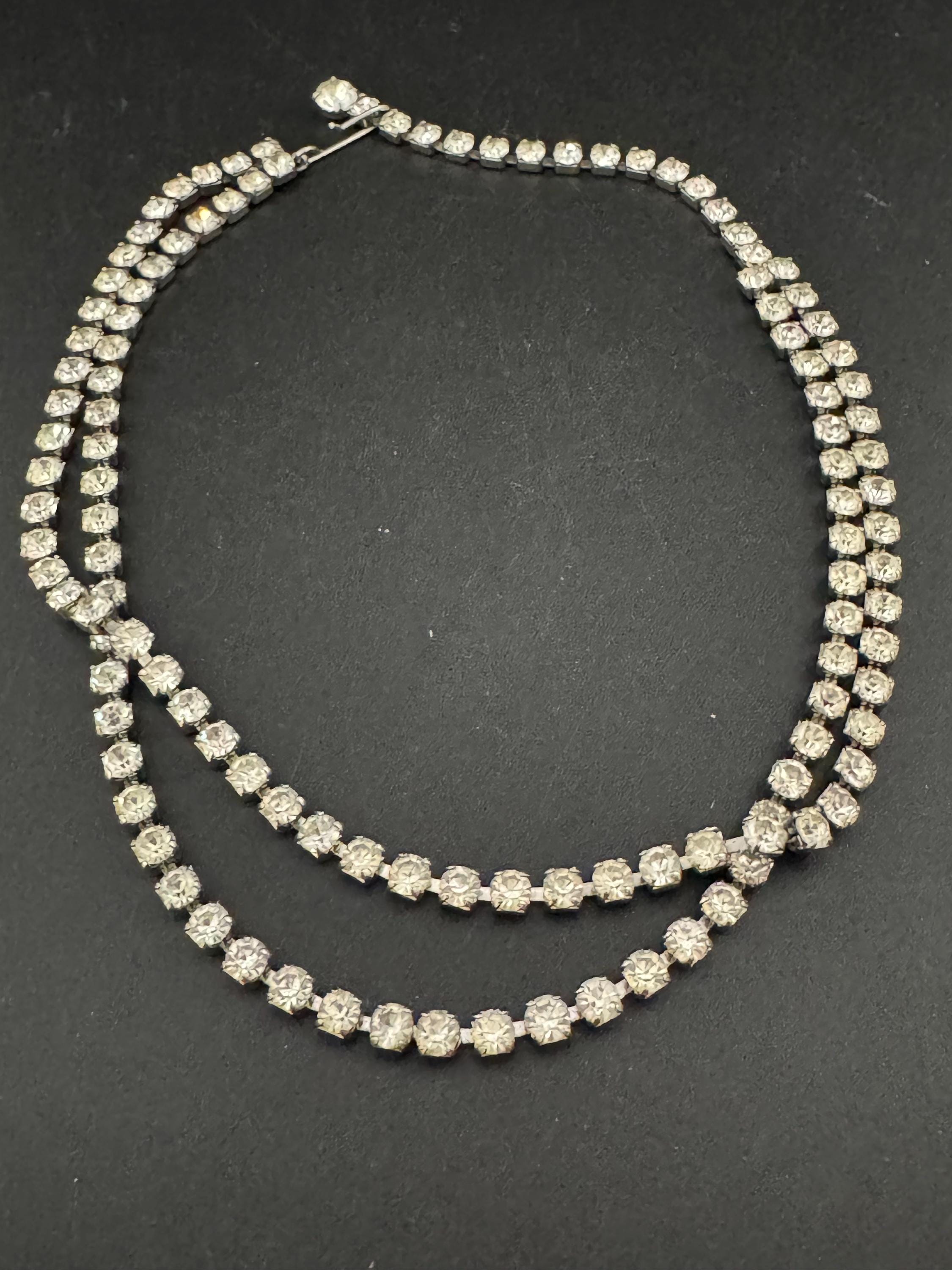Dainty sit on the neck petite 38cm vintage clear diamanté rhinestone crystal silver tone choker necklace mid century