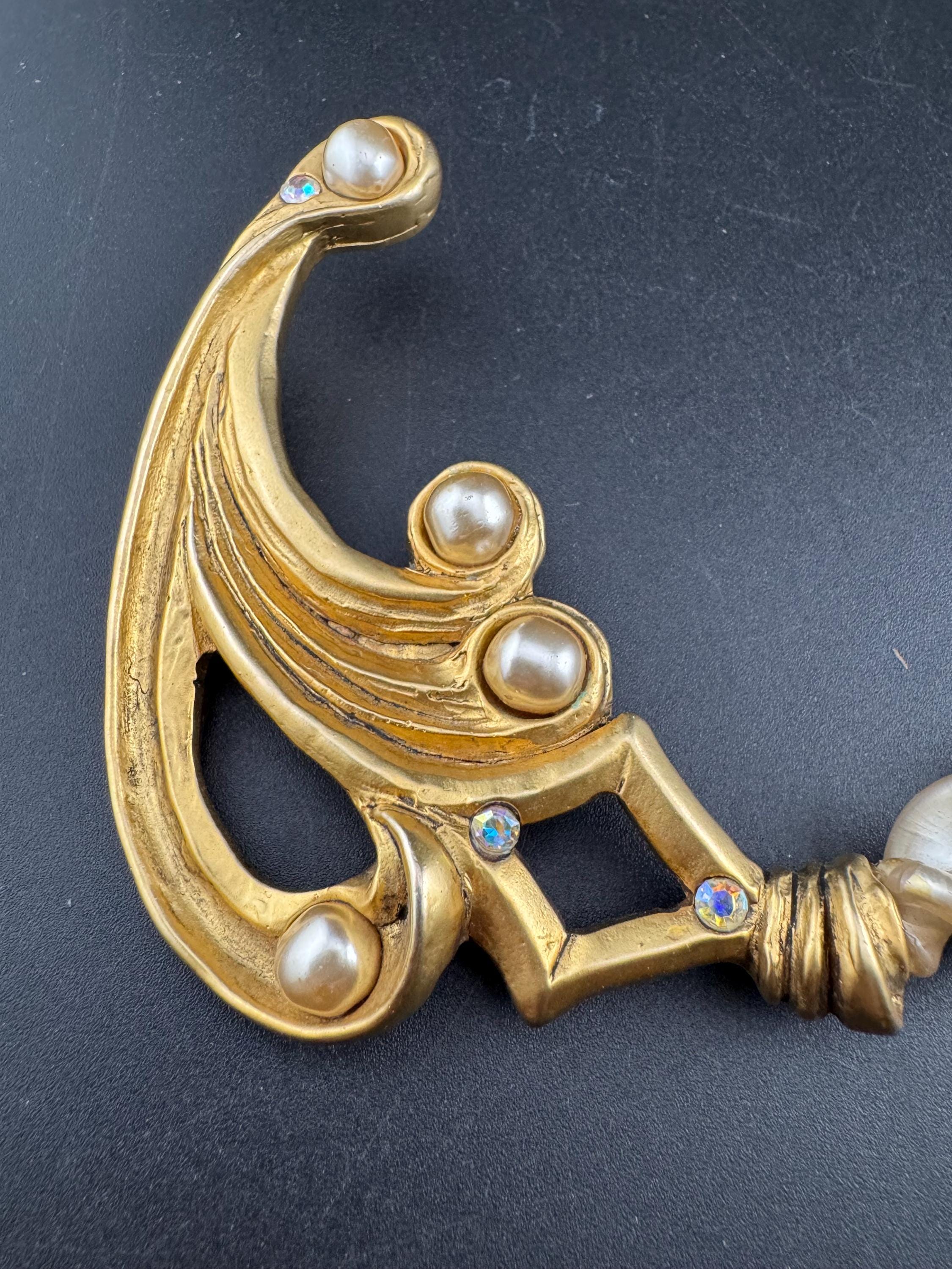 1980s signed Clare Deve huge high end oversized faux pearl dangle drop brooch, Paris designer gold resin