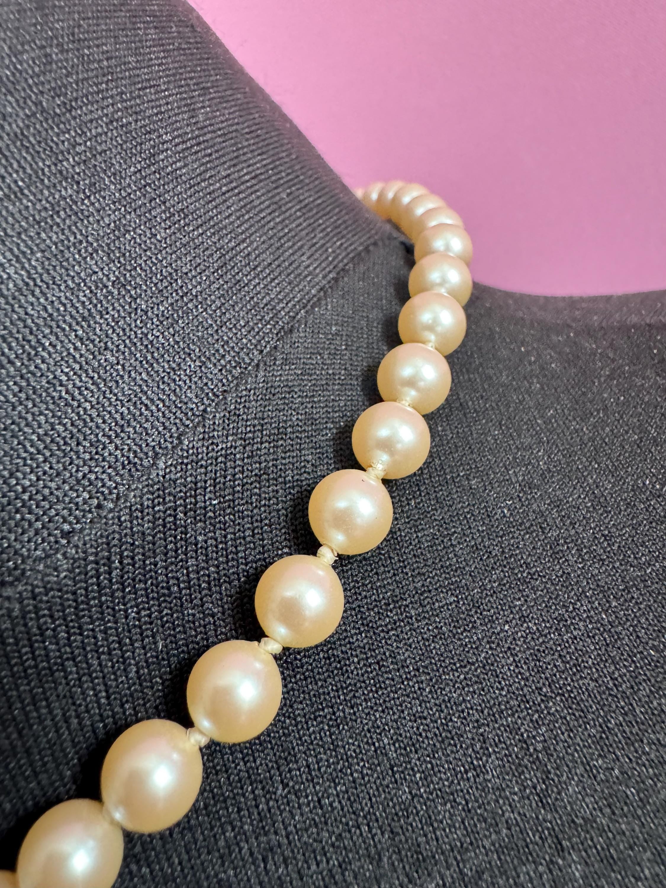 Signed Pierre Cardin Classic ivory glass pearl collar necklace, individually knotted beads 42cm gold tone