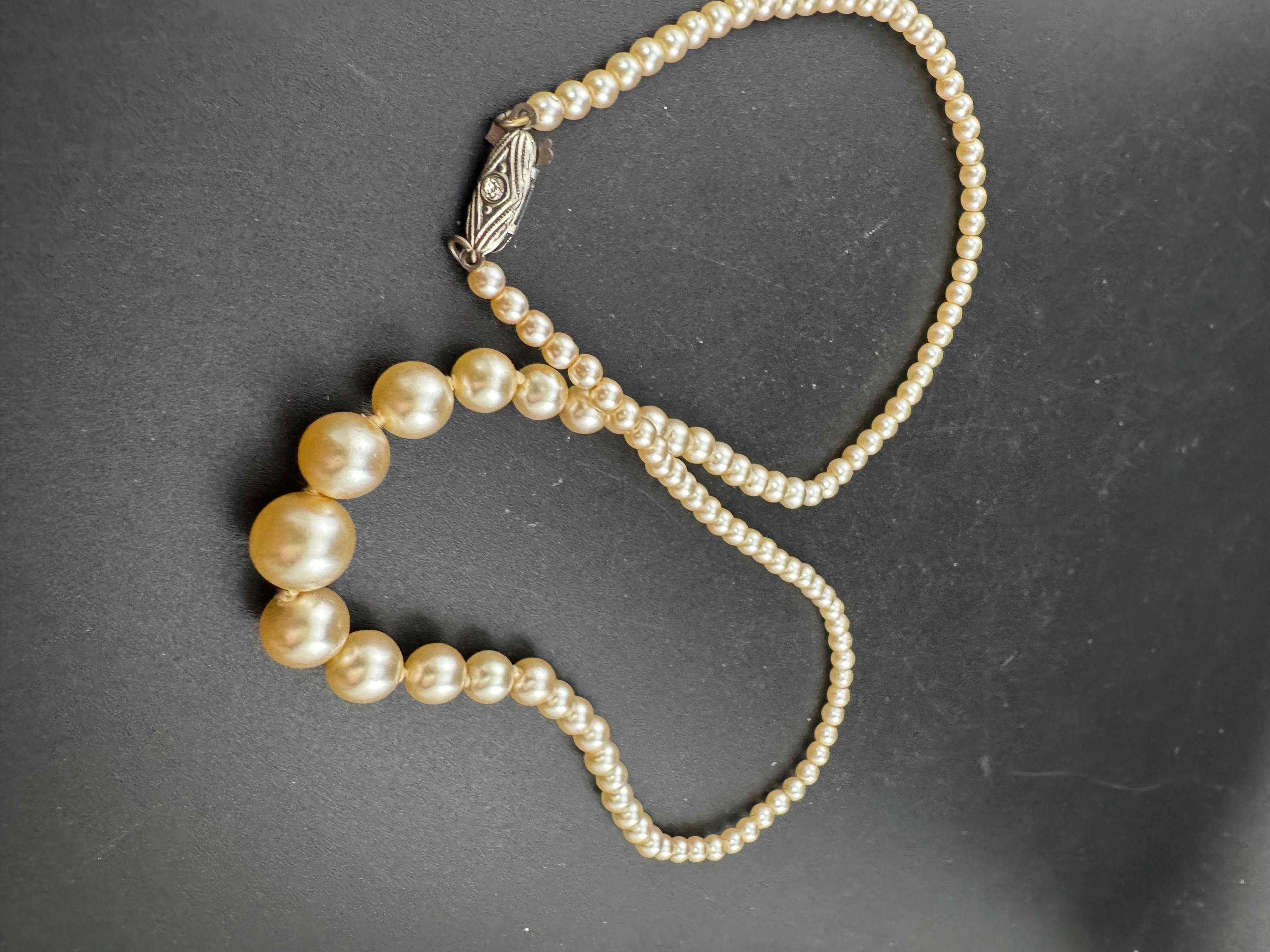 Signed damart vintage cream glass pearl necklace silver tone 50cm graduated beads