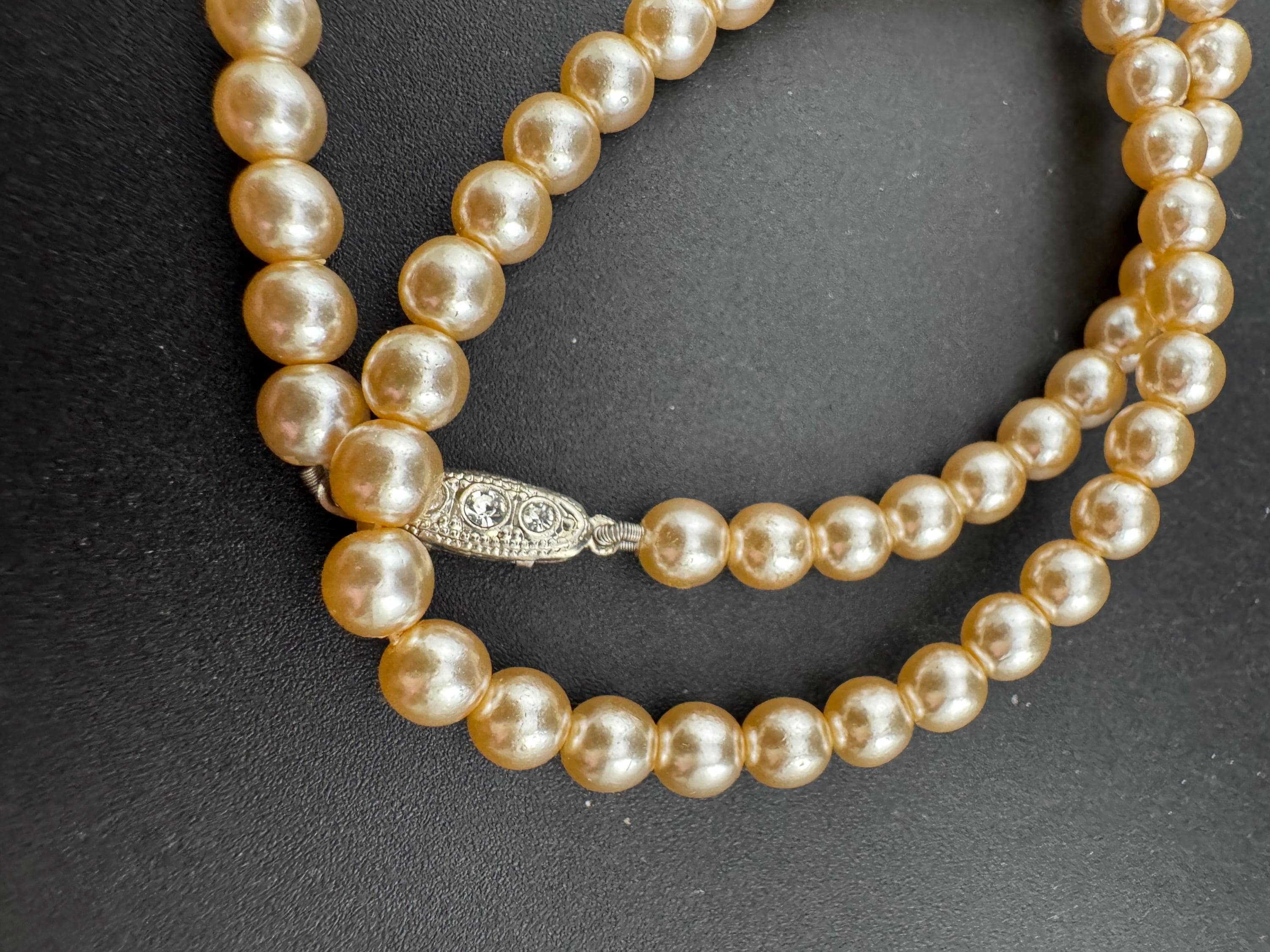 Petite fit vintage cream glass pearl necklace silver tone rhinestone clasp 40cm 6mm beads