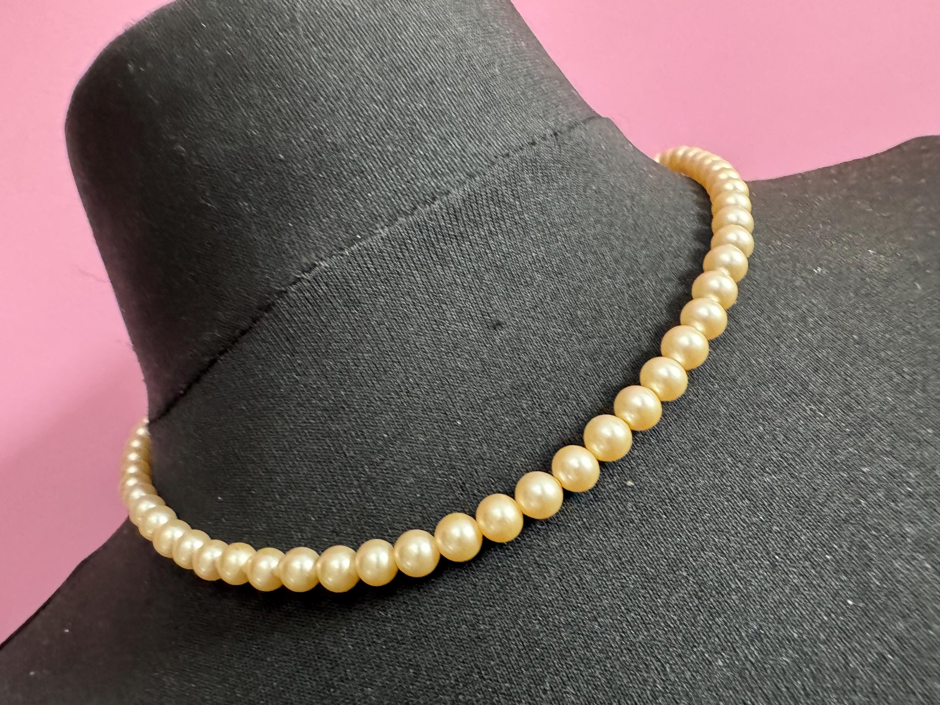 vintage cream glass pearl necklace silver tone rhinestone clasp 46cm 7mm beads