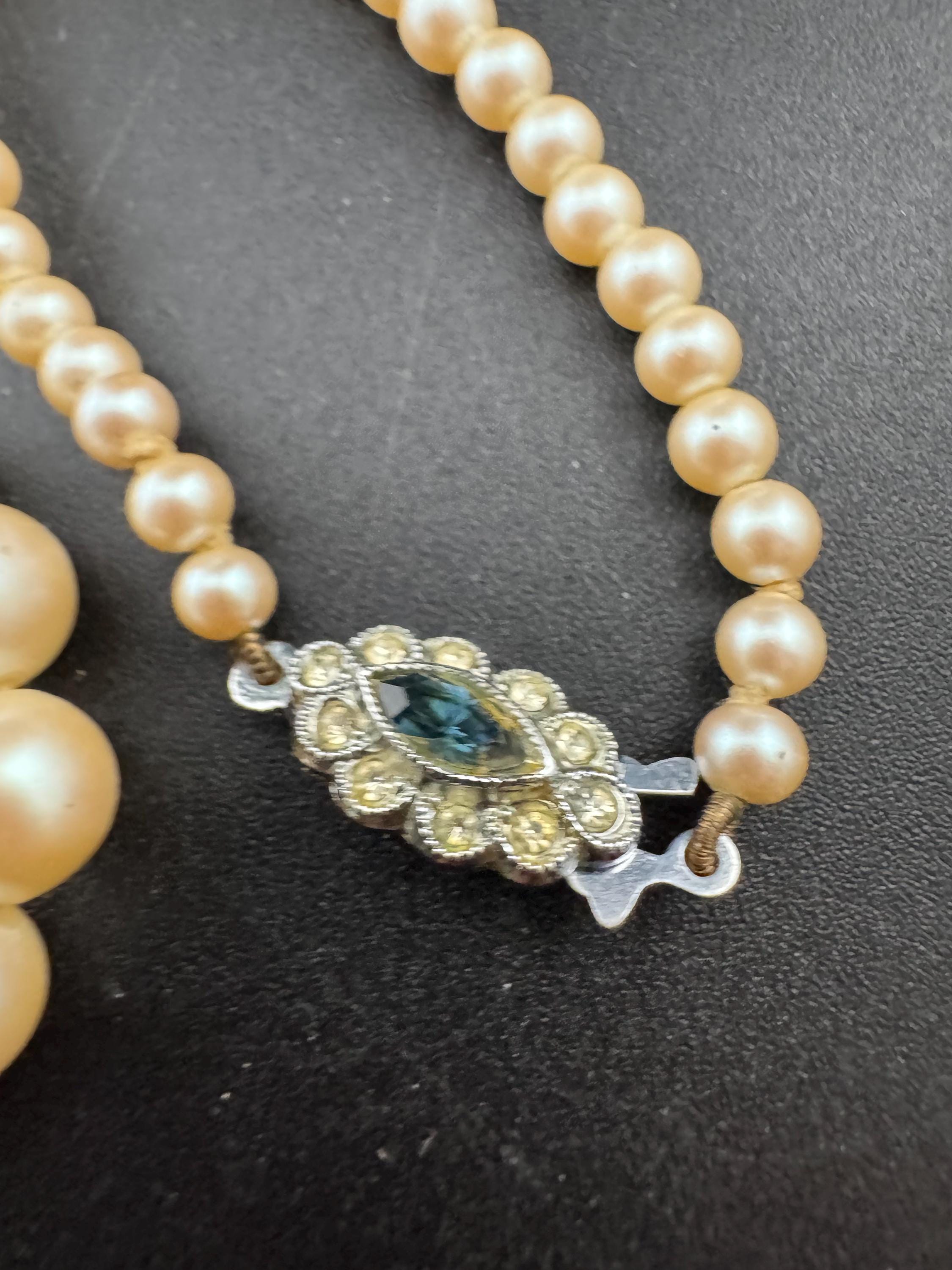 vintage cream glass pearl necklace silver tone sapphire rhinestone clasp 42cm graduated beads