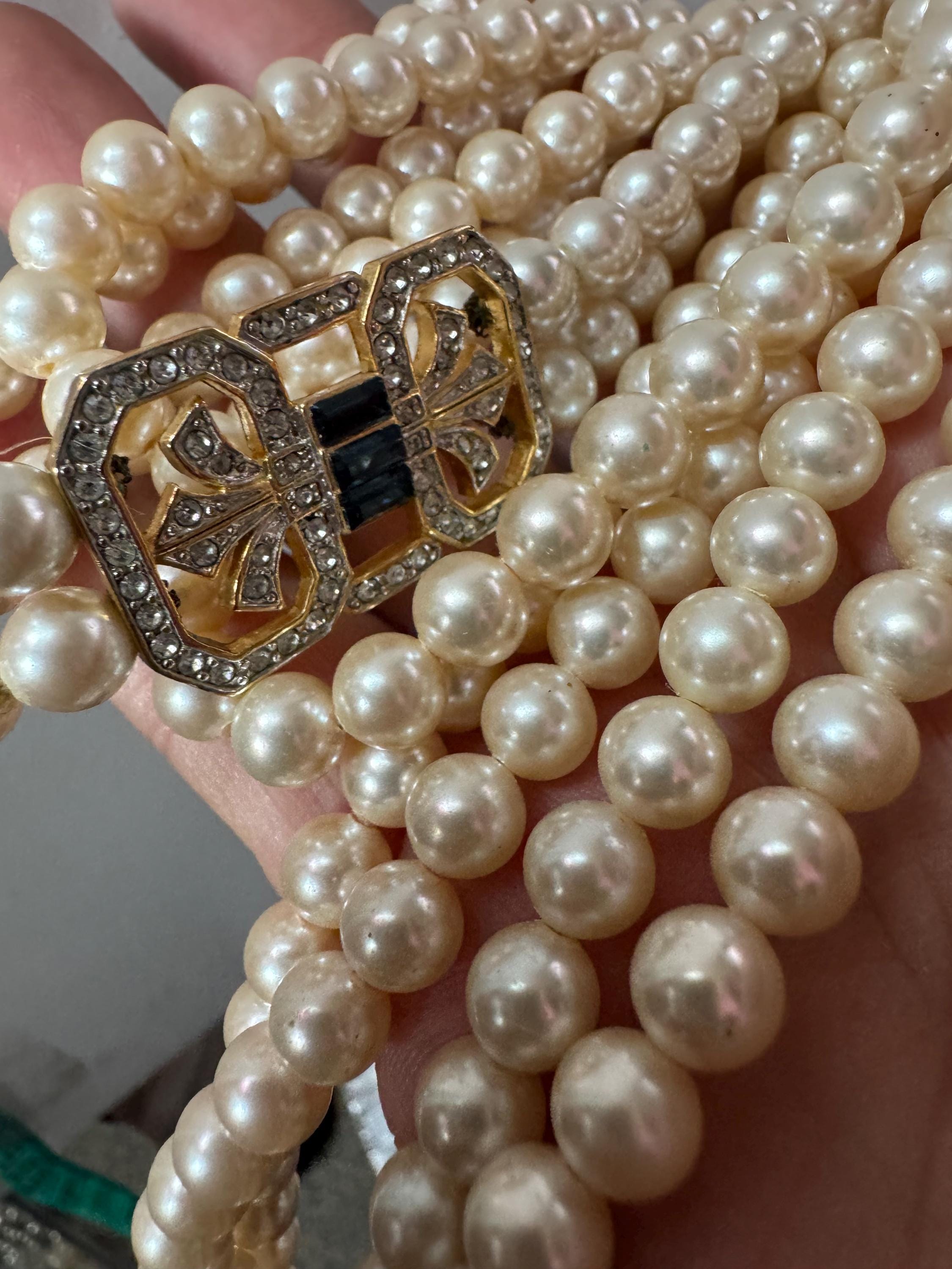 High end vintage 2 row double strand glass Pearl necklace cream 75cm gold tone ornate sapphire diamanté clasp
