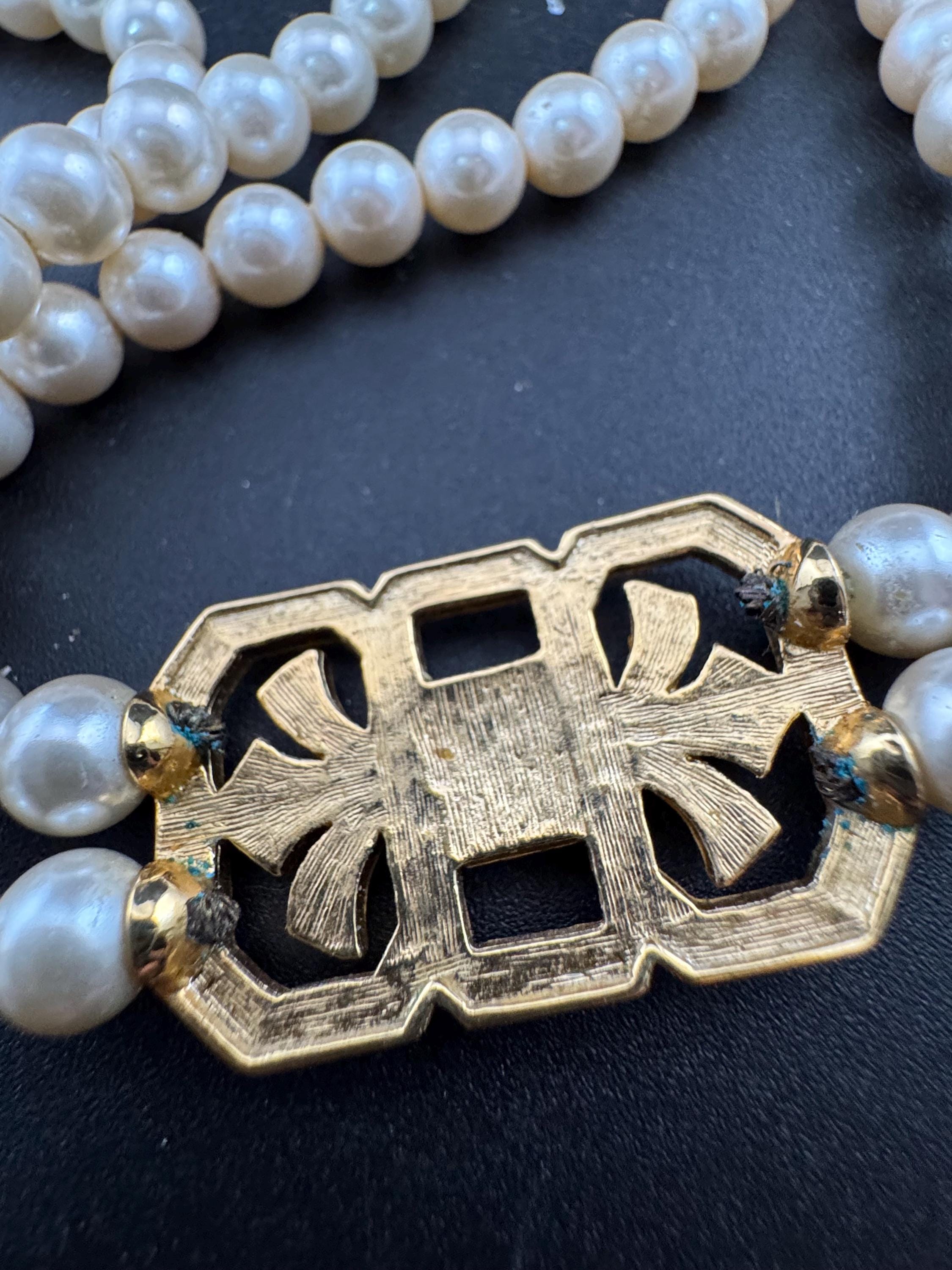 High end vintage 2 row double strand glass Pearl necklace cream 75cm gold tone ornate sapphire diamanté clasp