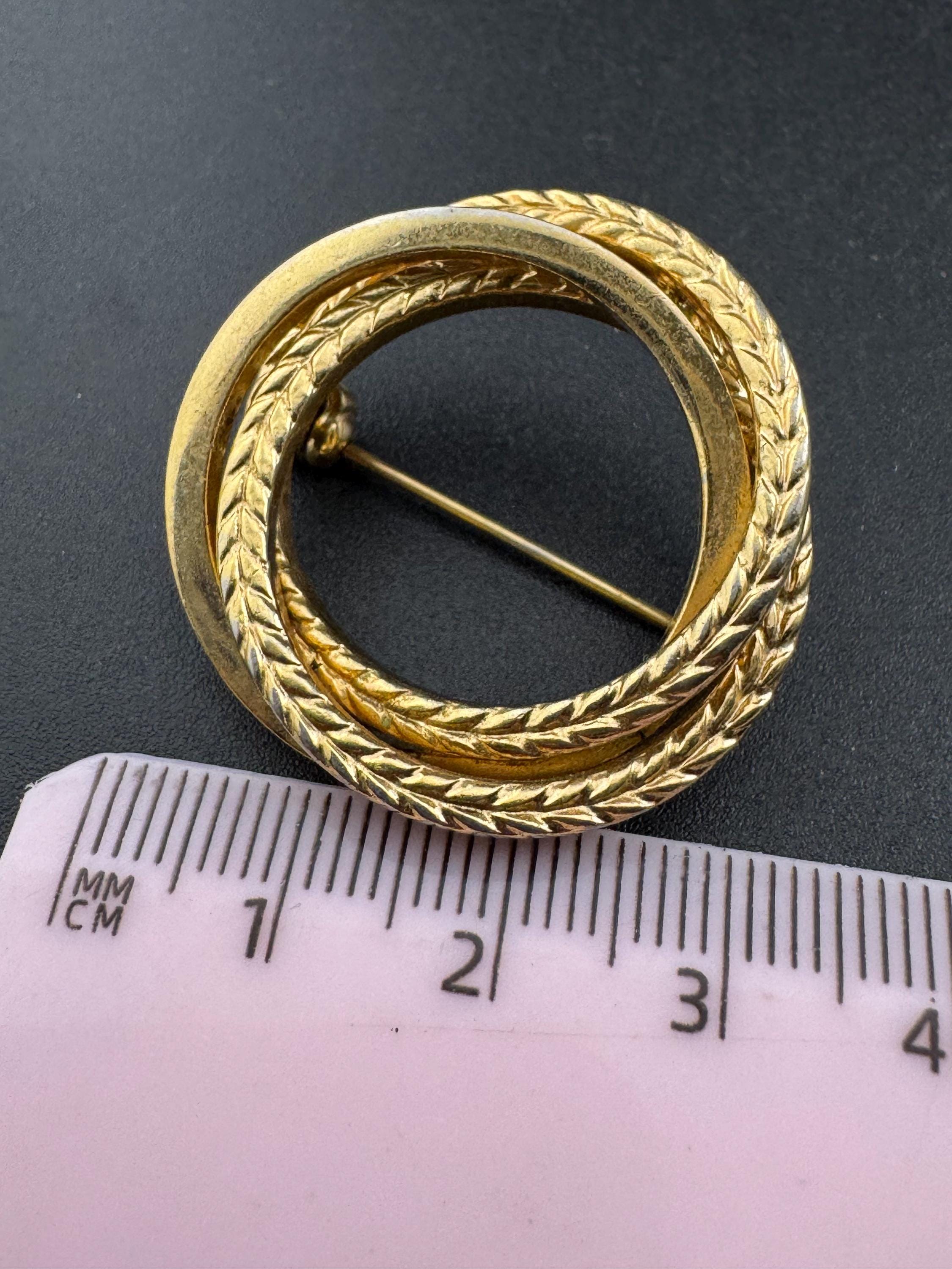Signed GROSSE Gold Plated Wreath Brooch - 1965 German Designer