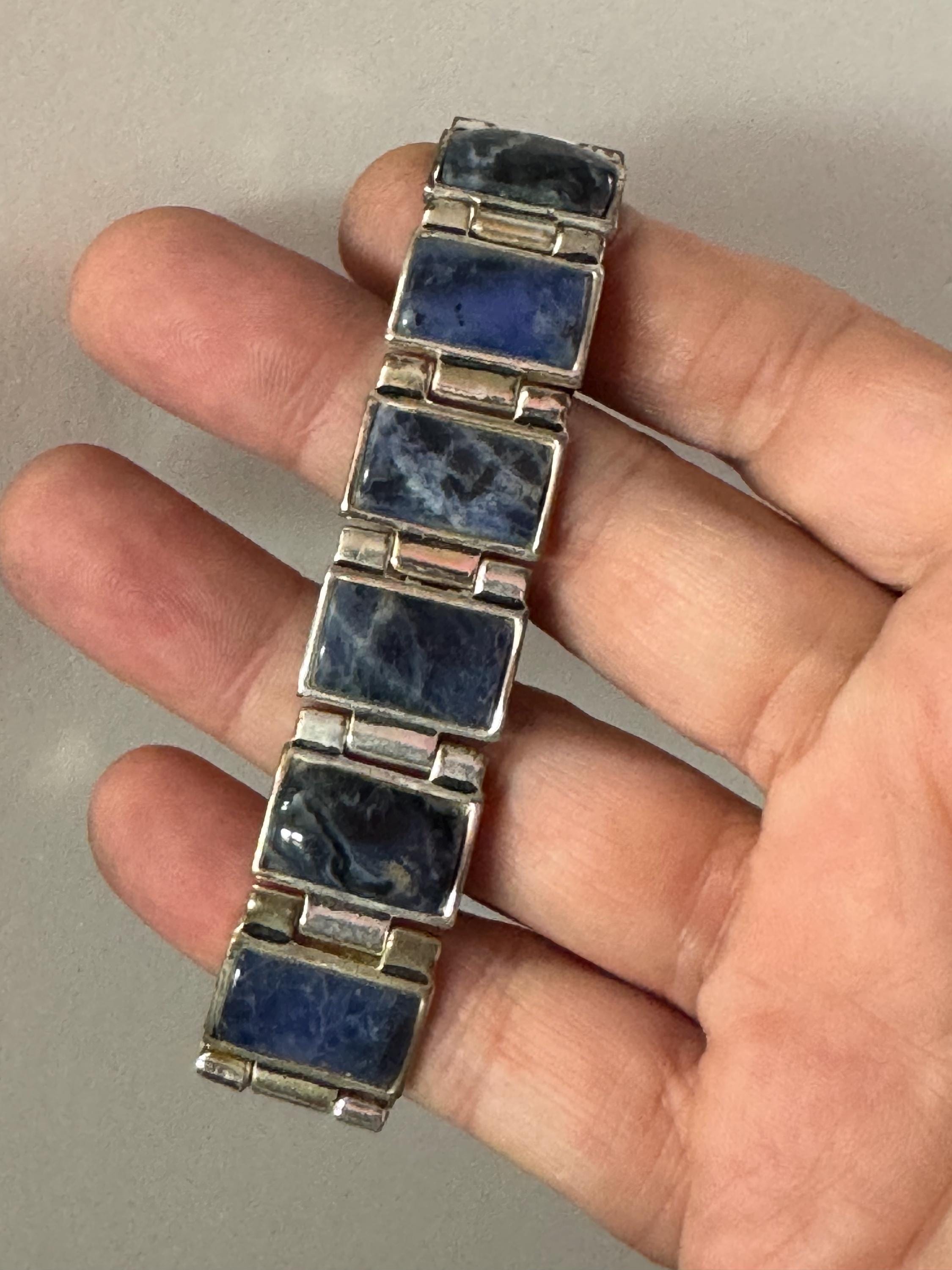 retro designer MONET signed silver tone faux blue gemstone acrylic cabochon panel link bracelet 19.5cm x 16mm