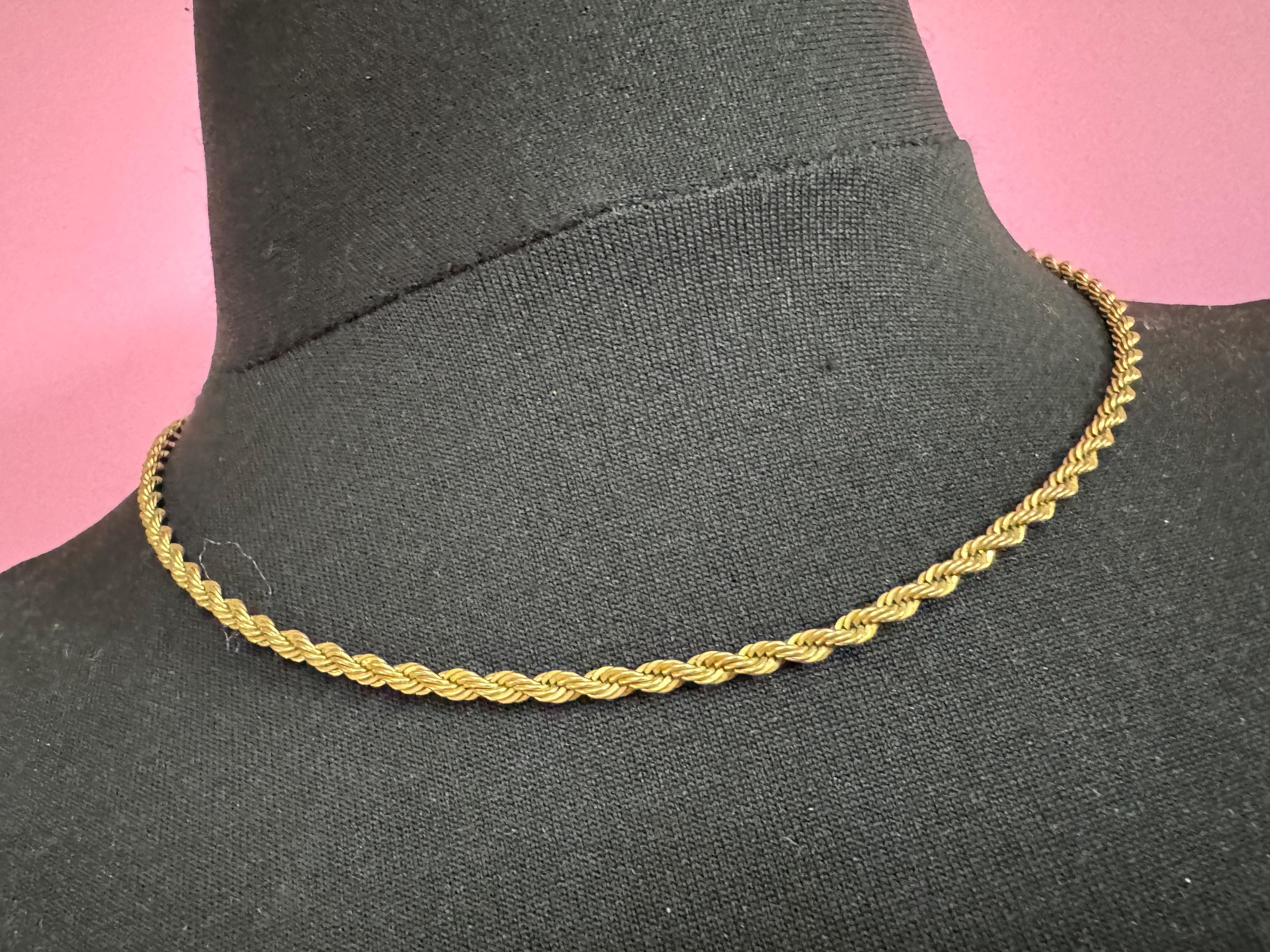 Signed Monet Vintage gold tone rope chain necklace 47cm