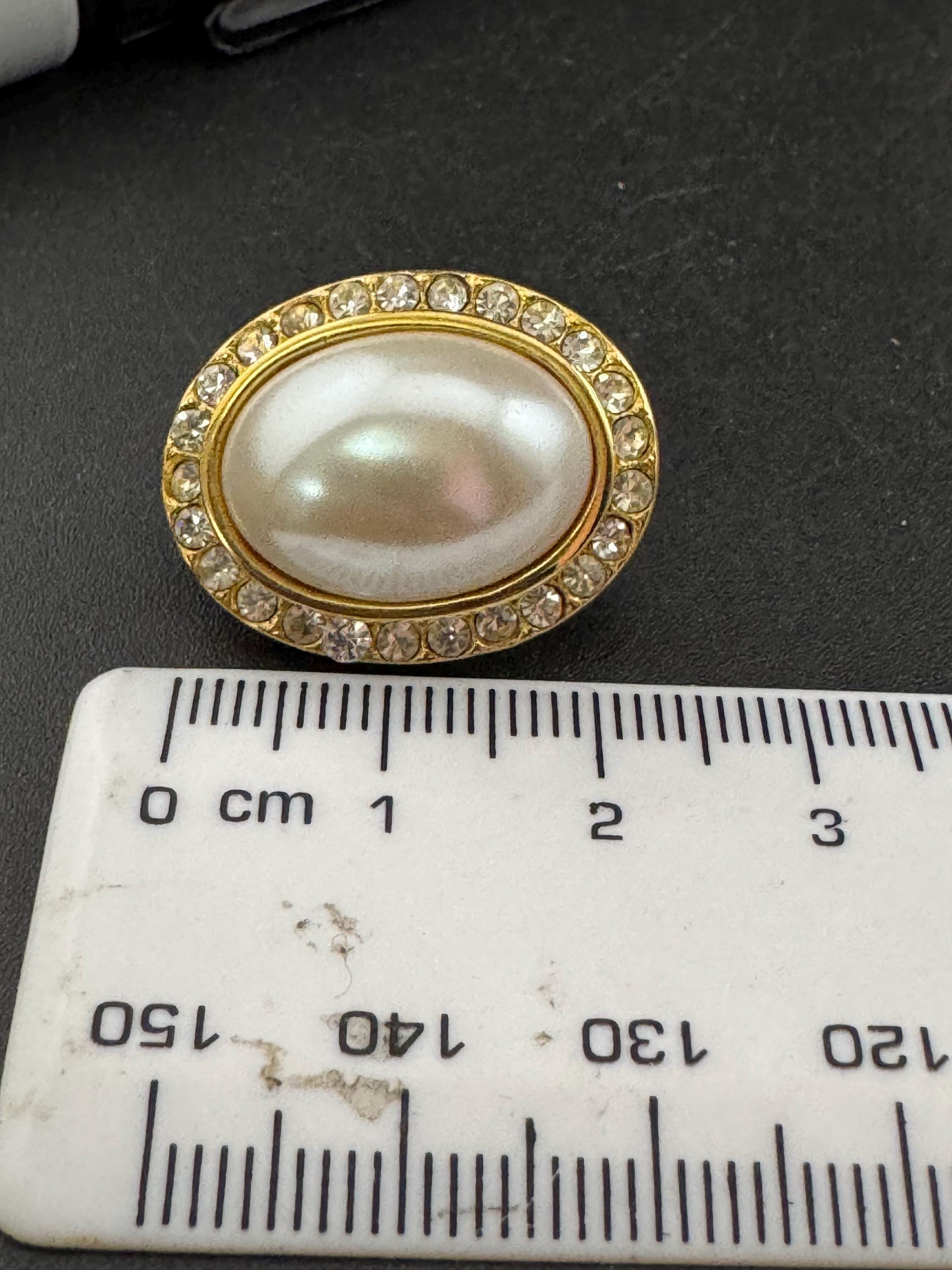Vintage classic oval gold tone white faux pearl cabochon 2.5 stud earrings with diamanté crystal surround for pierced ears