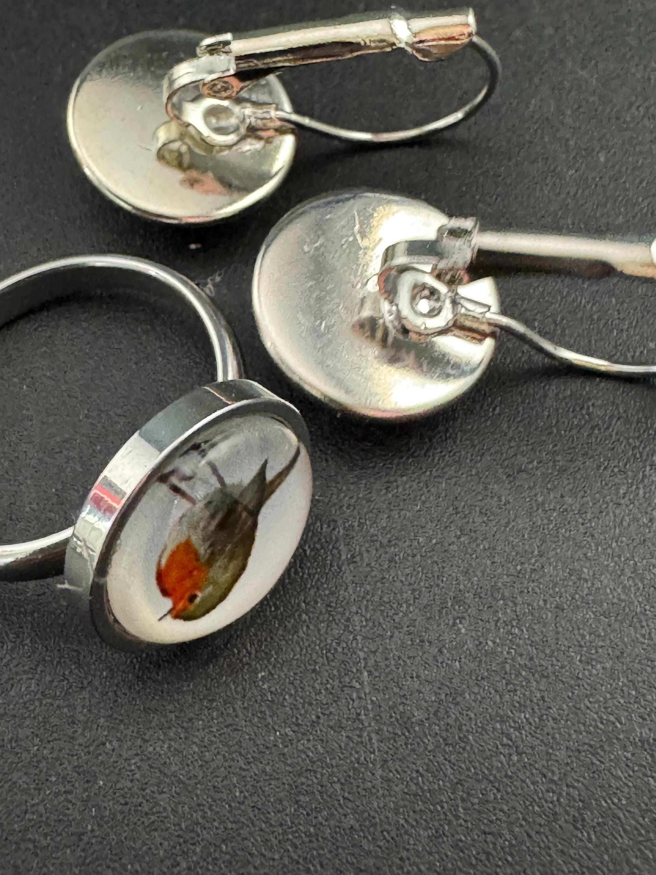 Handmade Garden bird Robin redbreast stainless steel adjustable ring 14mm glass cabochon
