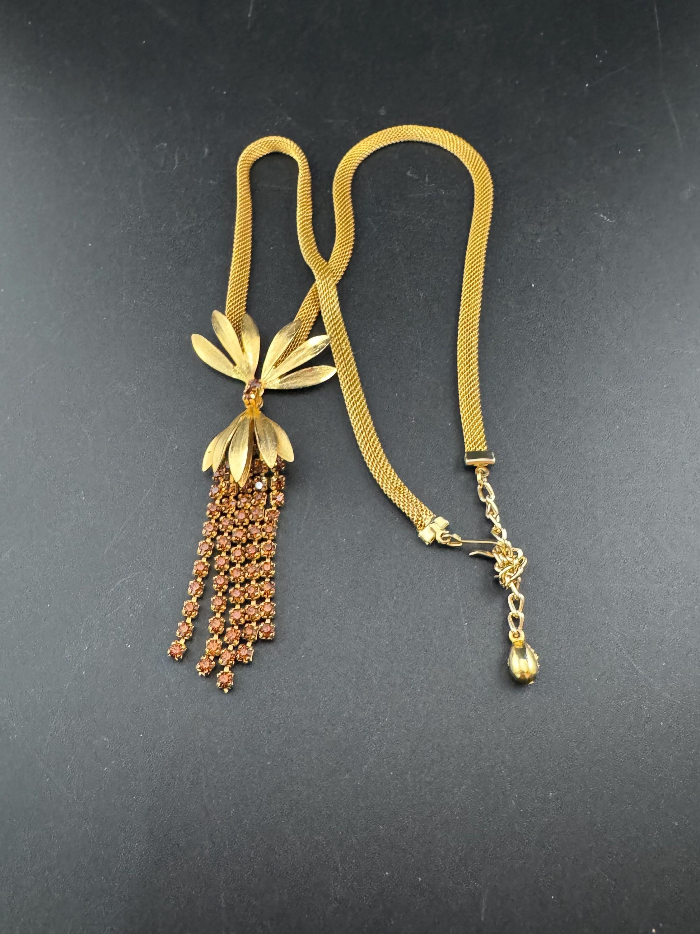 Vintage gold tone cognac brown glass diamanté lariat dropper necklace 1960s