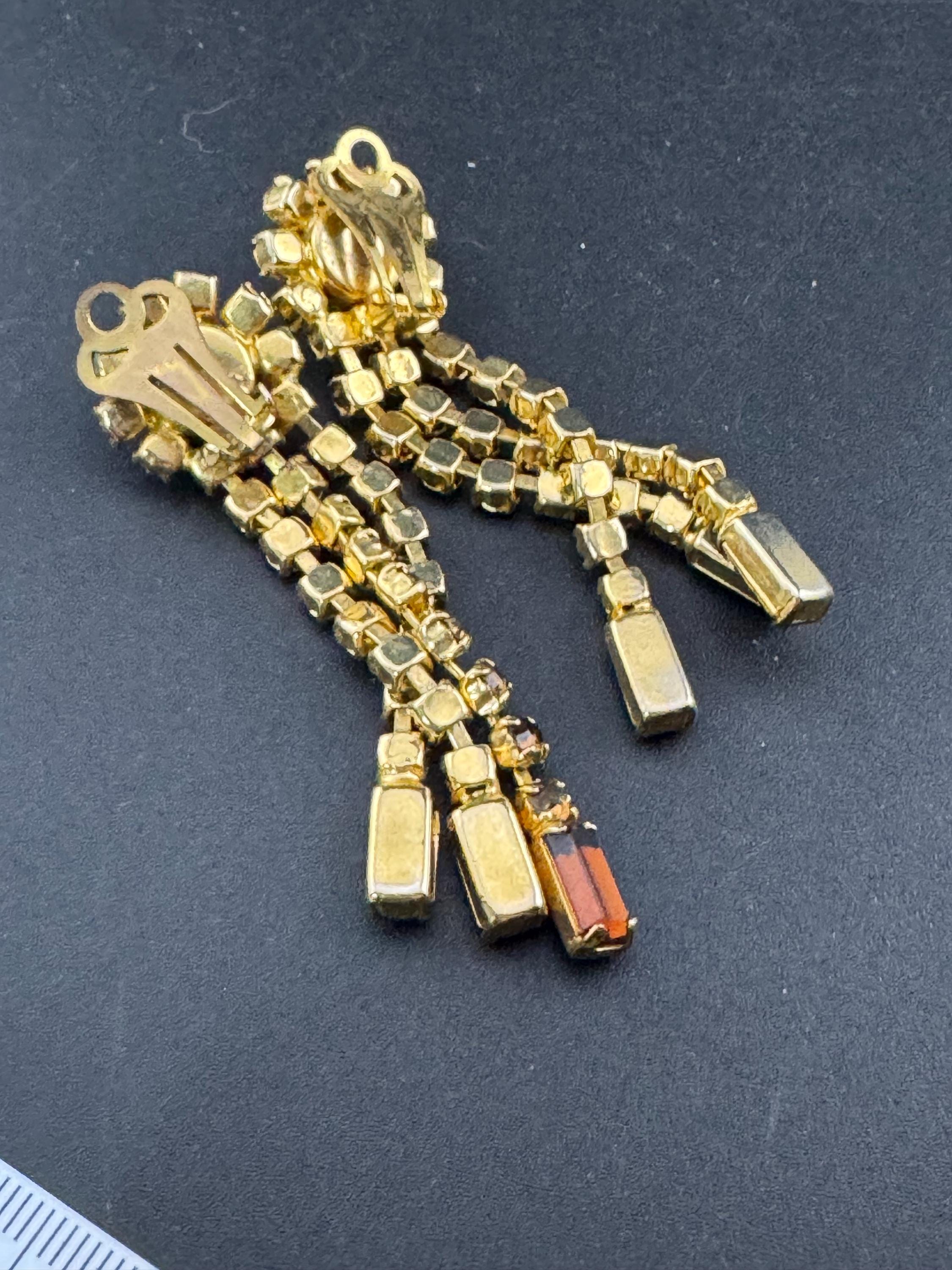 Vintage 1960s Cognac Rhinestone Clip On Earrings