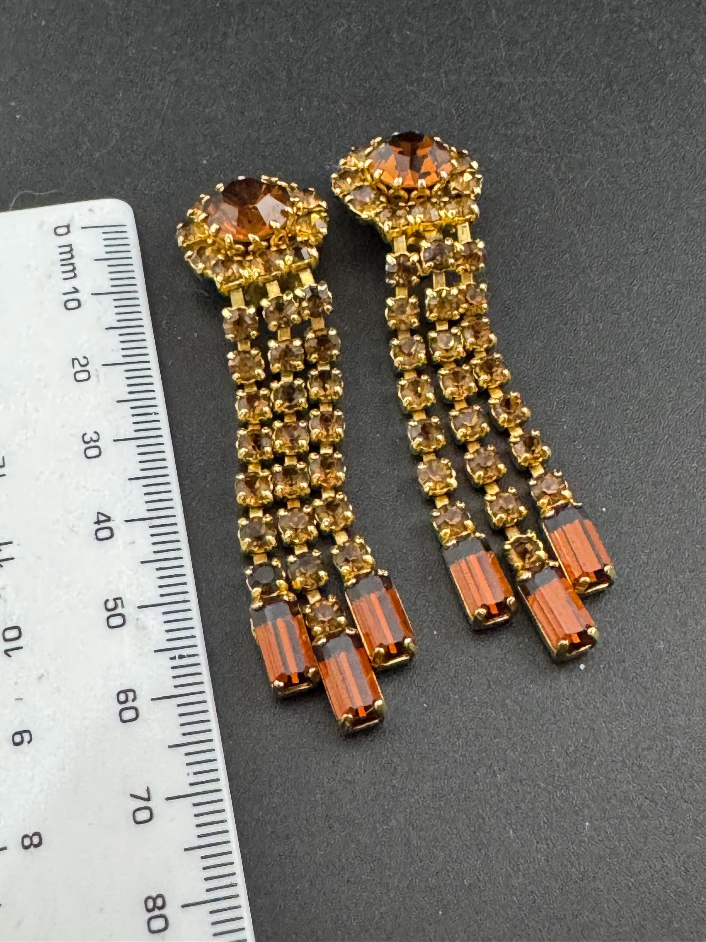 Vintage 1960s Cognac Rhinestone Clip On Earrings