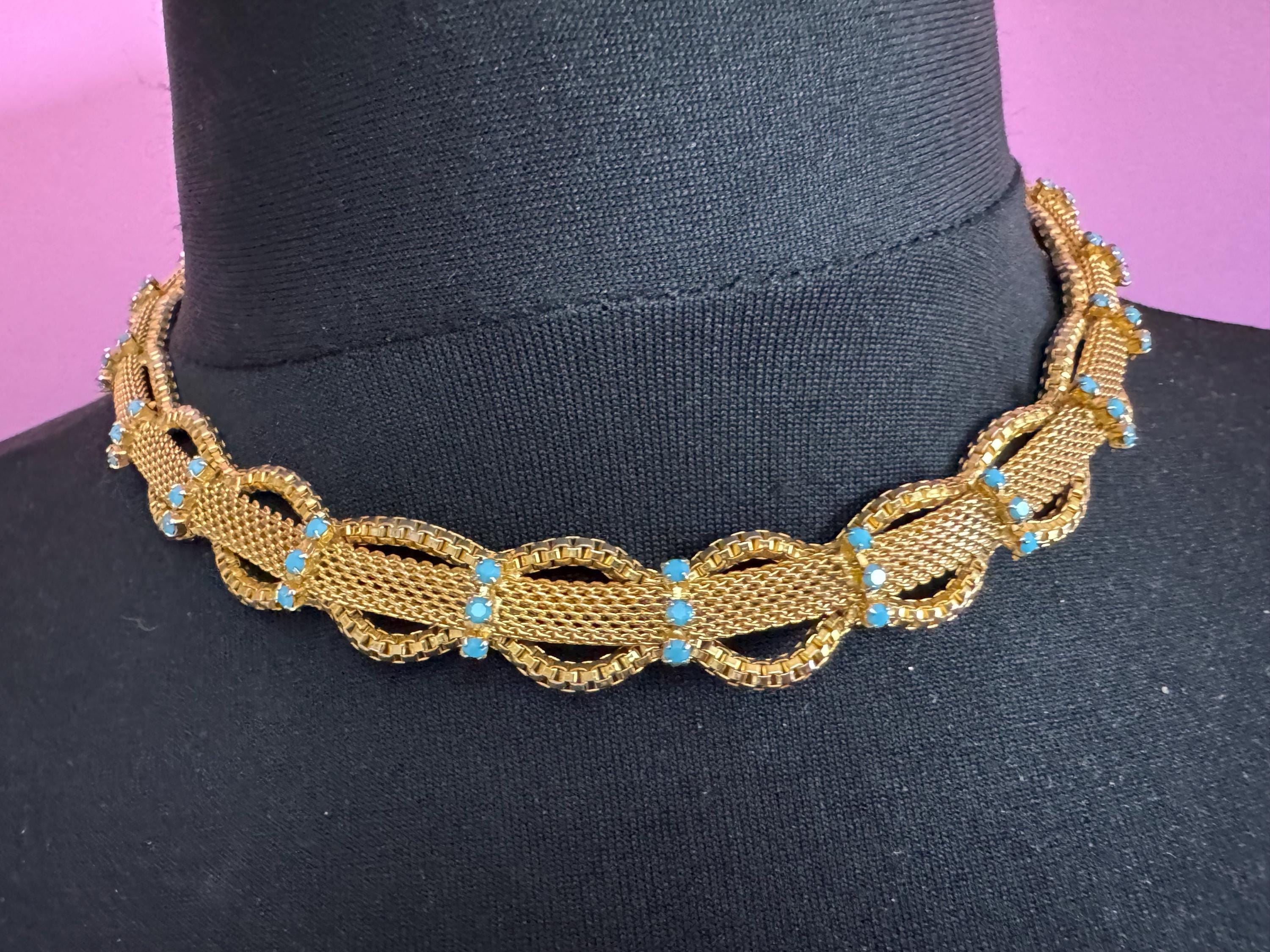 Vintage 1960s gold tone mesh scalloped choker necklace with turquoise glass rhinestones adj to 46cm long