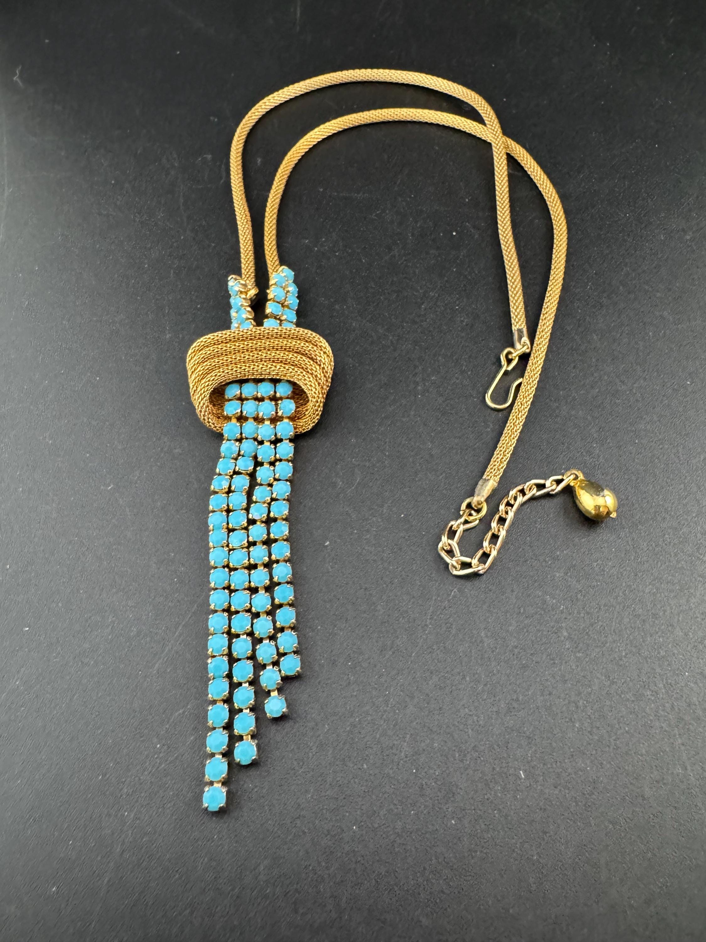 Vintage 1960s 1970s gold tone mesh lariat drop knot necklace with turquoise glass paste stones adj to 52cm long plus drop